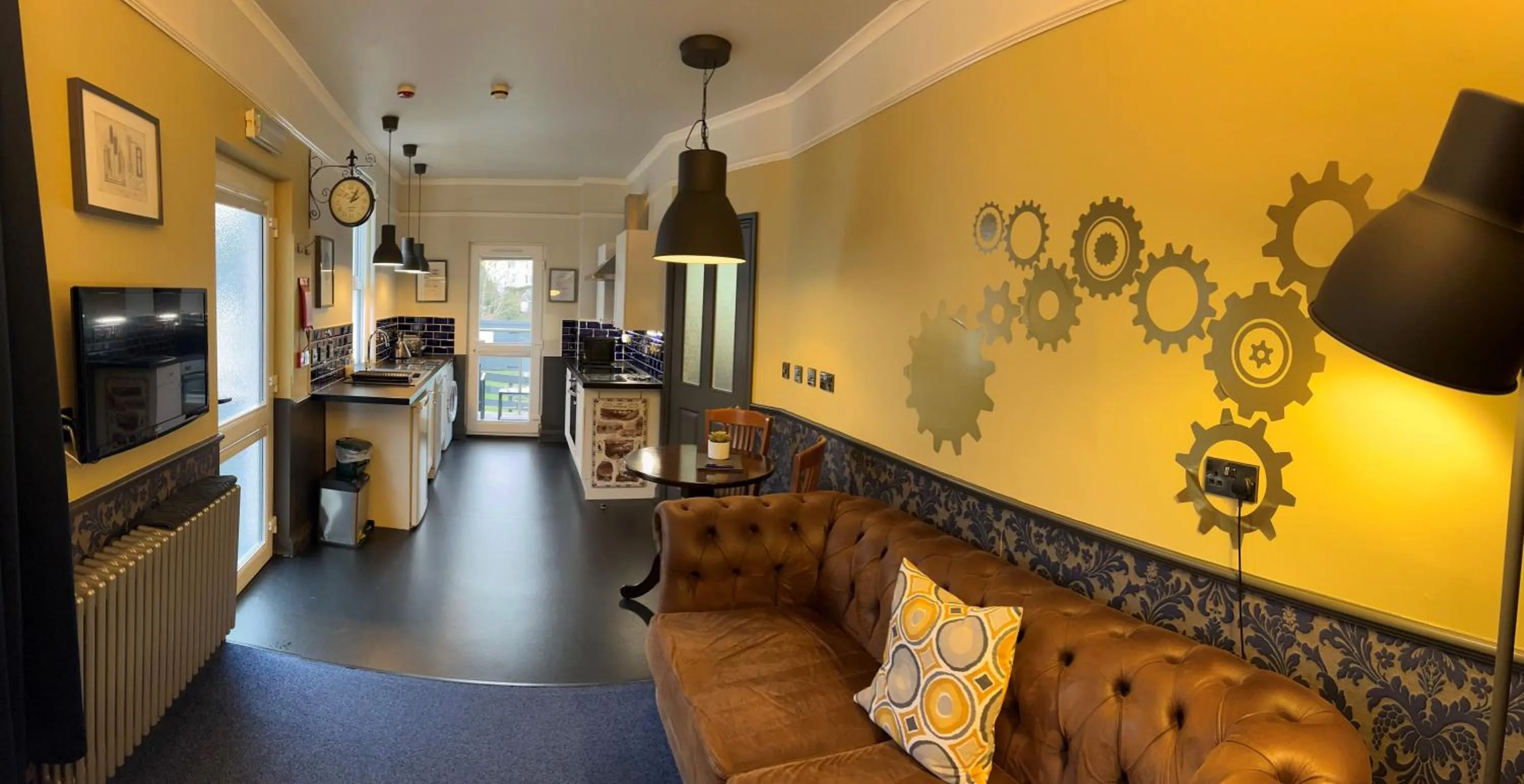 Property building in Atlantis Holiday Apartments