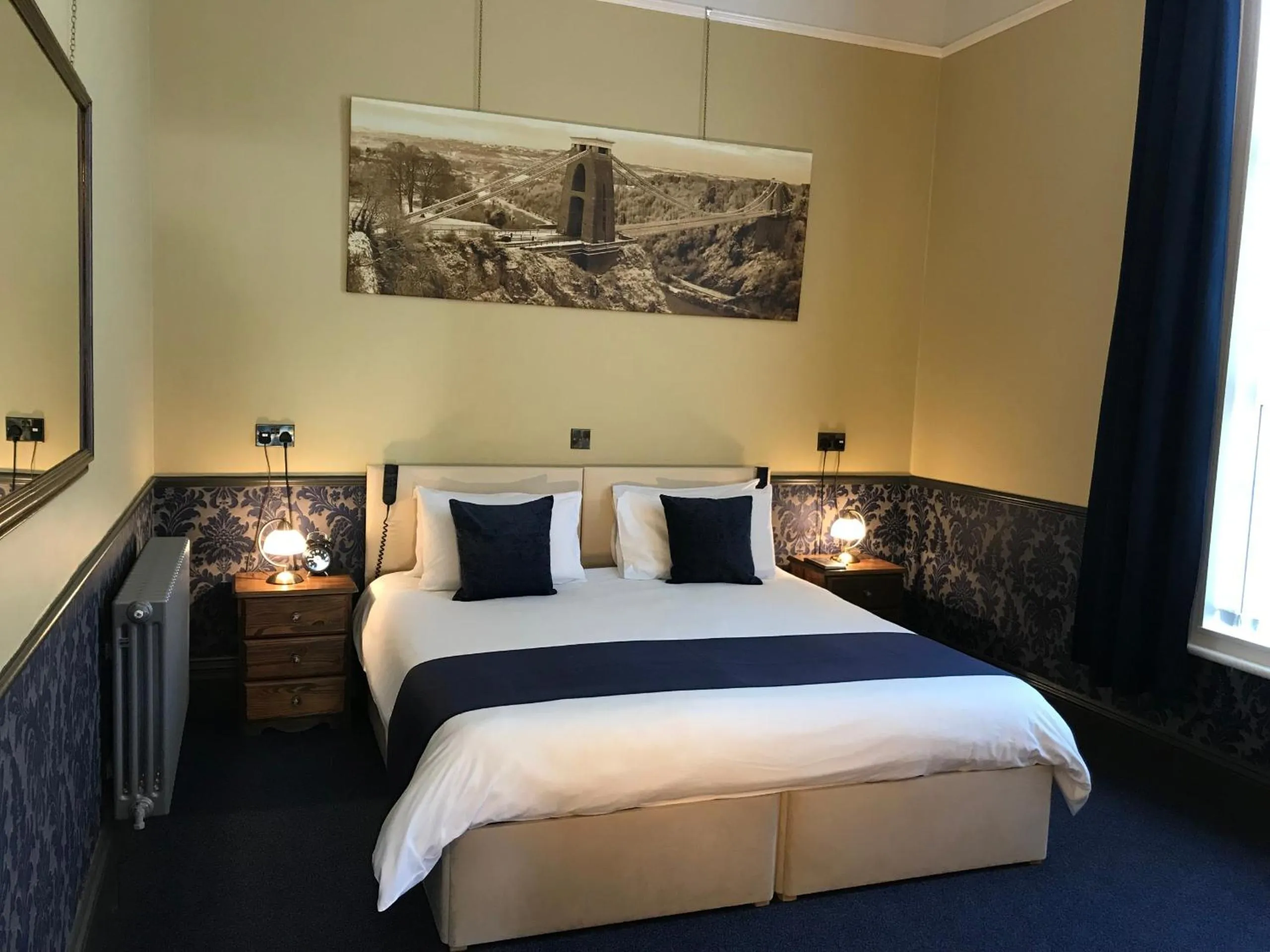 Bedroom, Bed in Atlantis Holiday Apartments