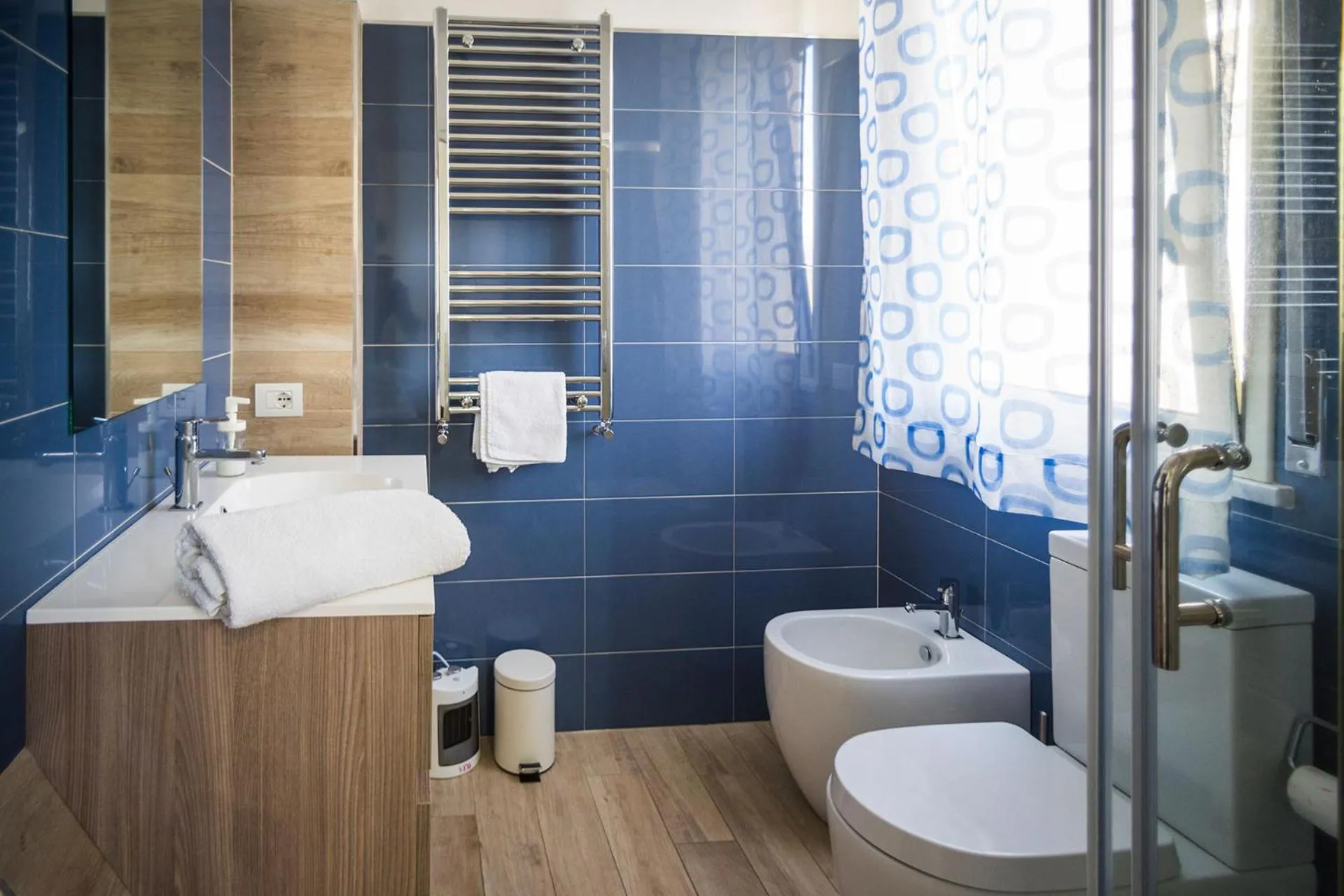 Bathroom in House Etna View