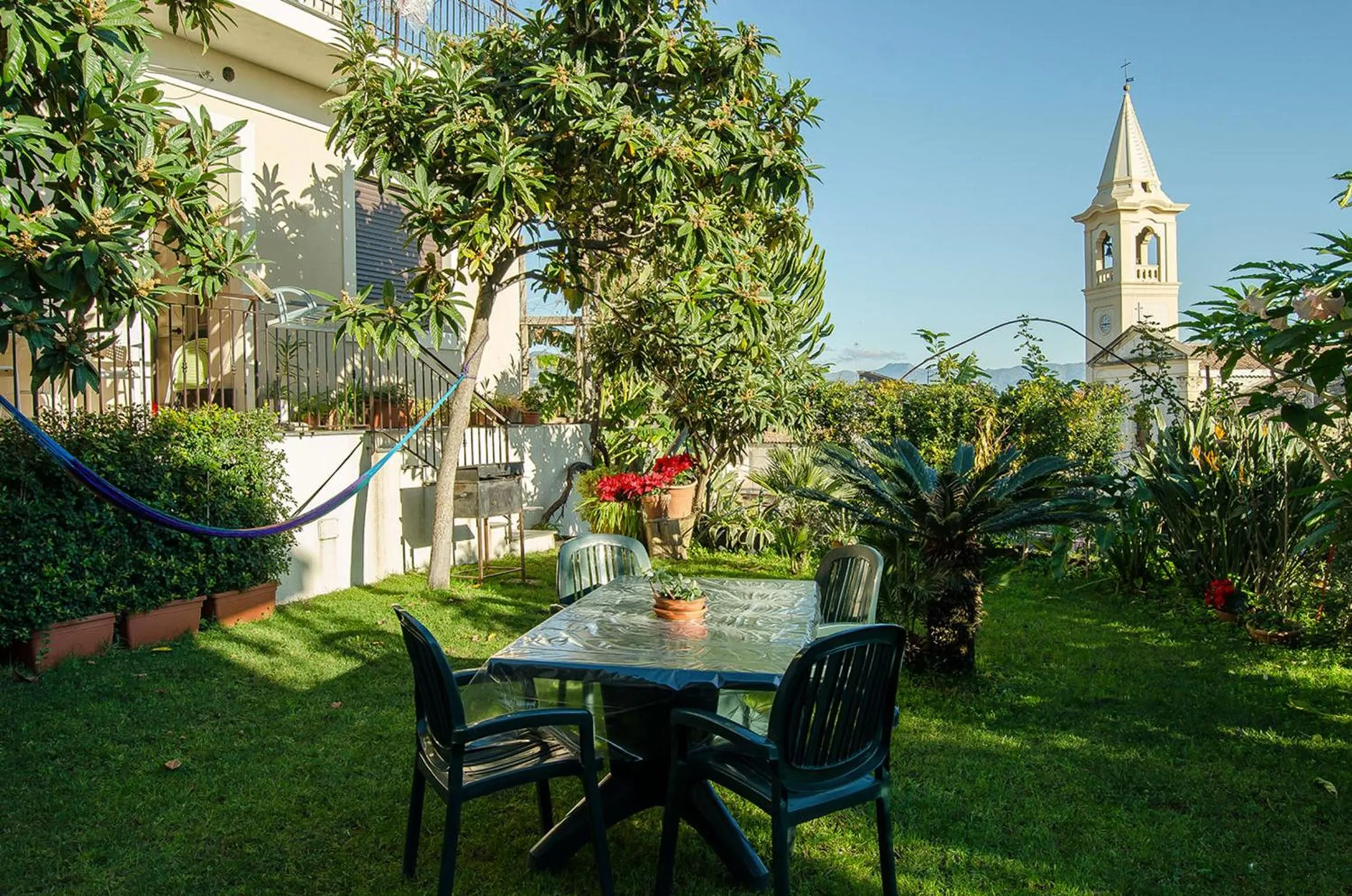 Garden in House Etna View