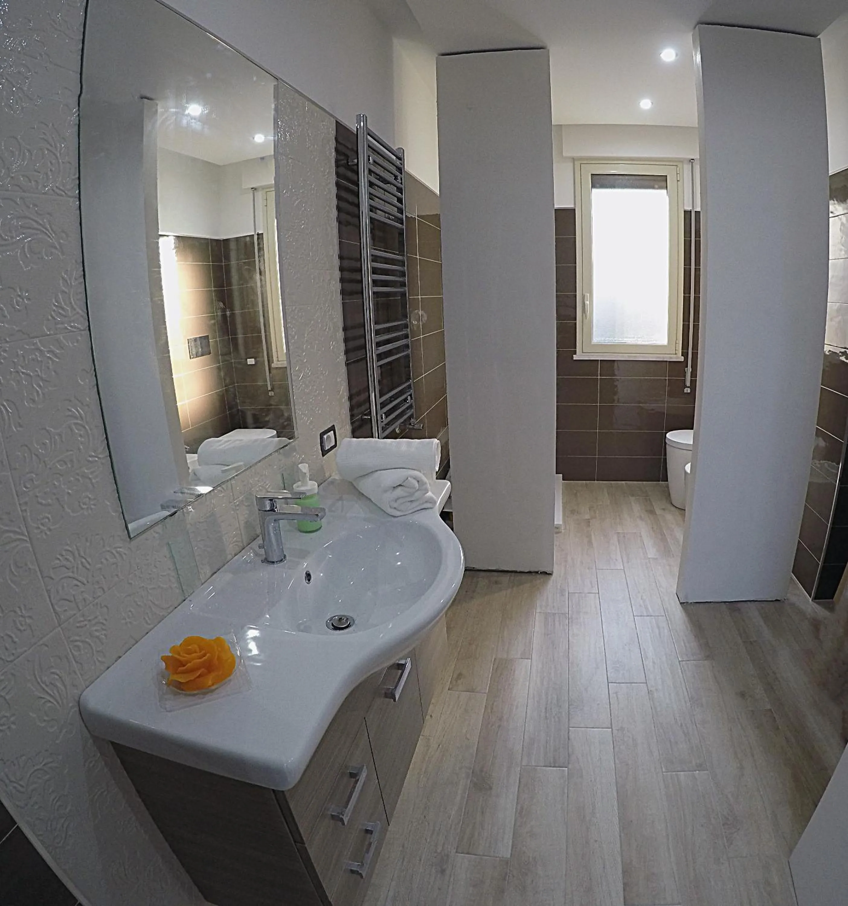 Bathroom in House Etna View