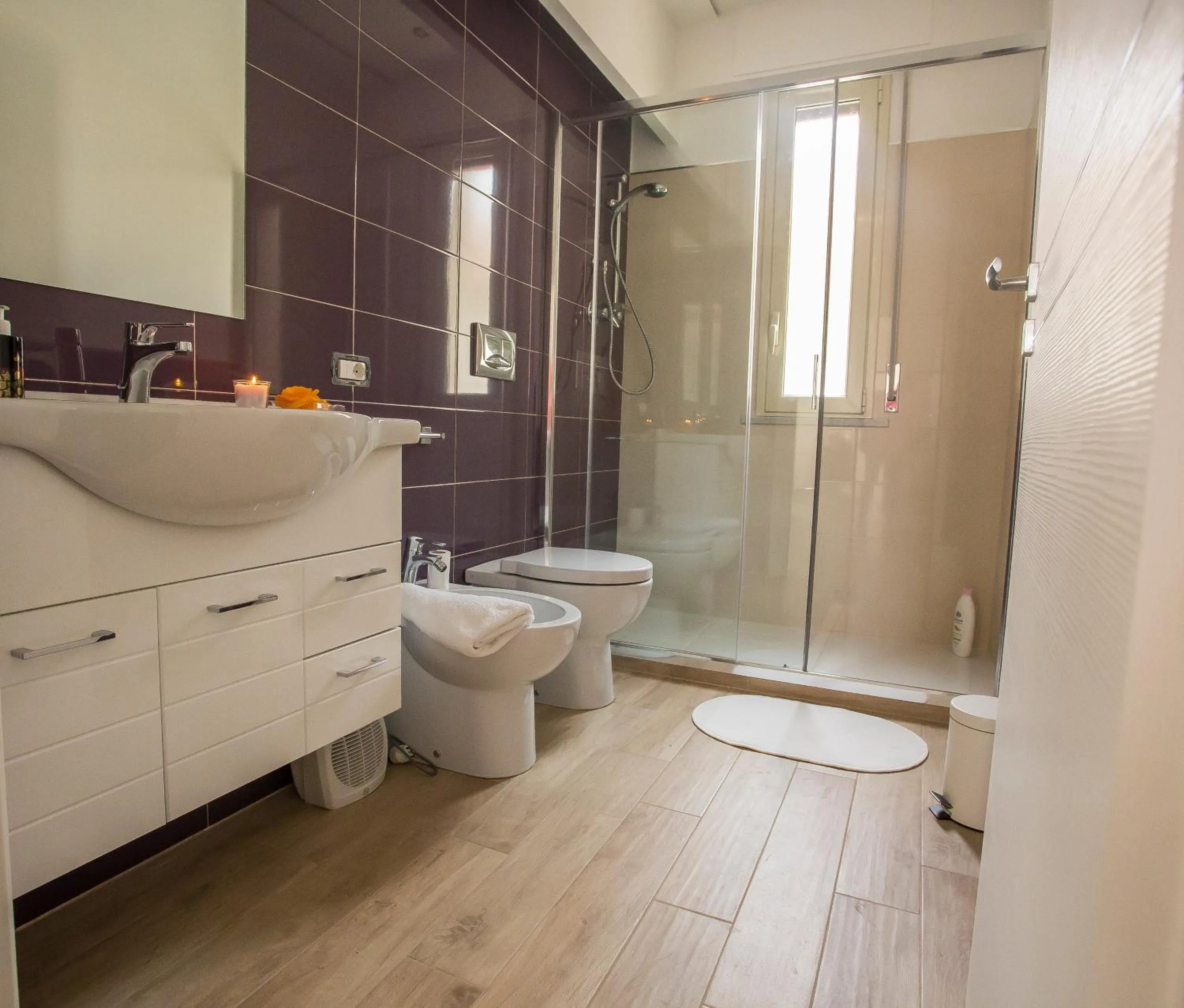 Bathroom in House Etna View