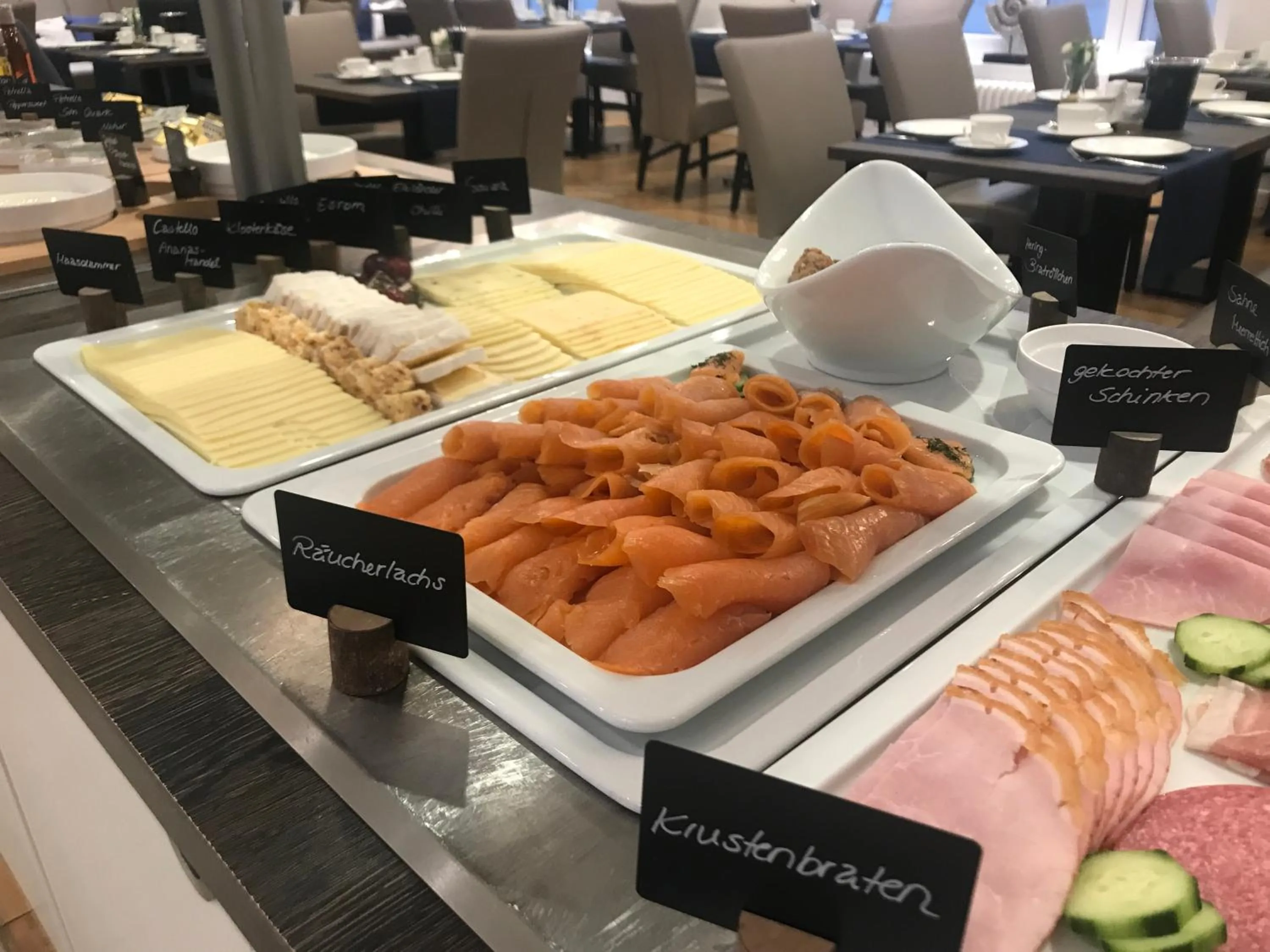 Buffet breakfast in Hotel Inselhof Borkum