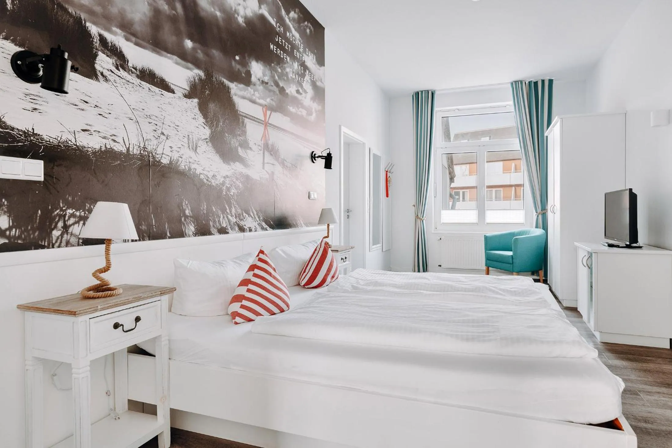 Photo of the whole room, Bed in Hotel Inselhof Borkum