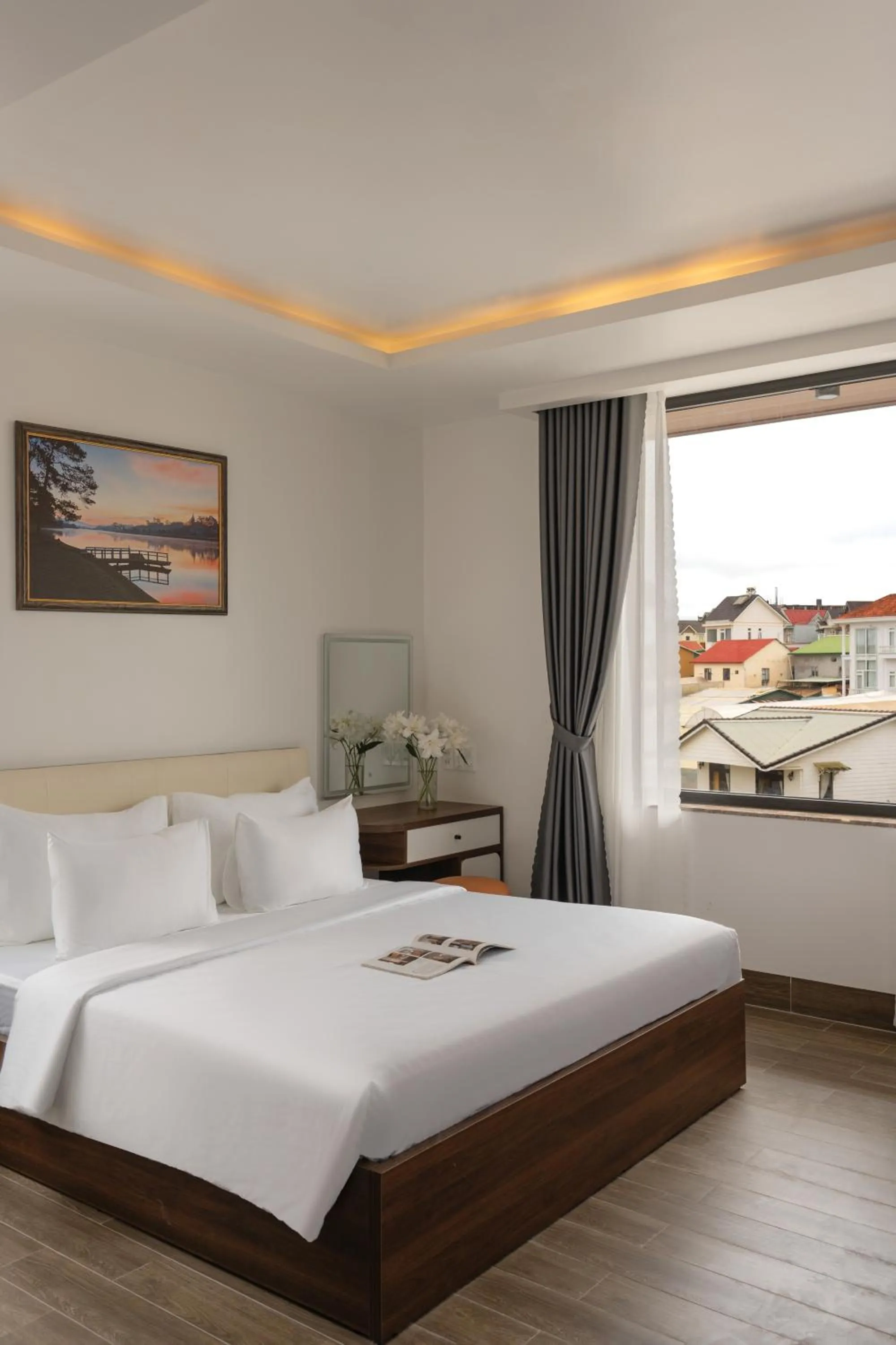 Patio, Bed in Anteaus Hotel Đà Lạt