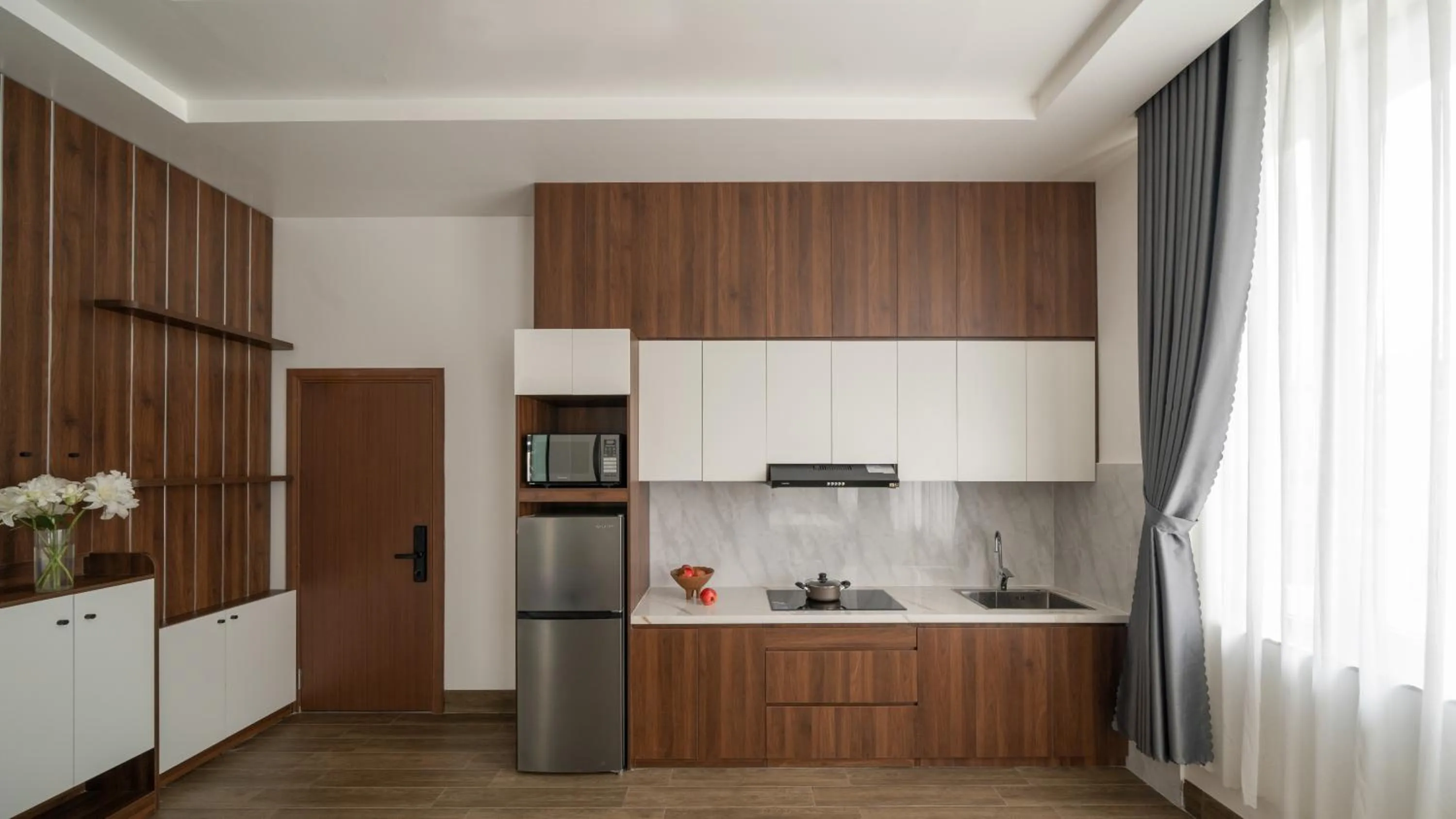 Kitchen or kitchenette in Anteaus Hotel Đà Lạt