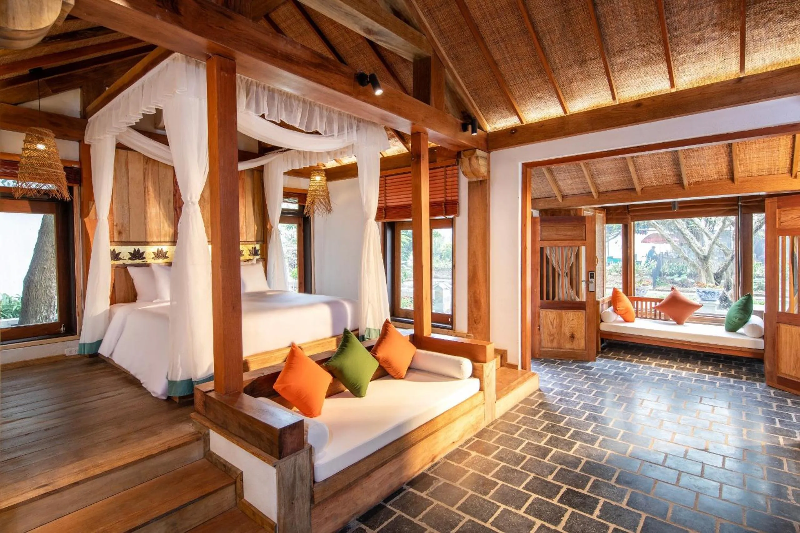 Hang Mua Ecolodge