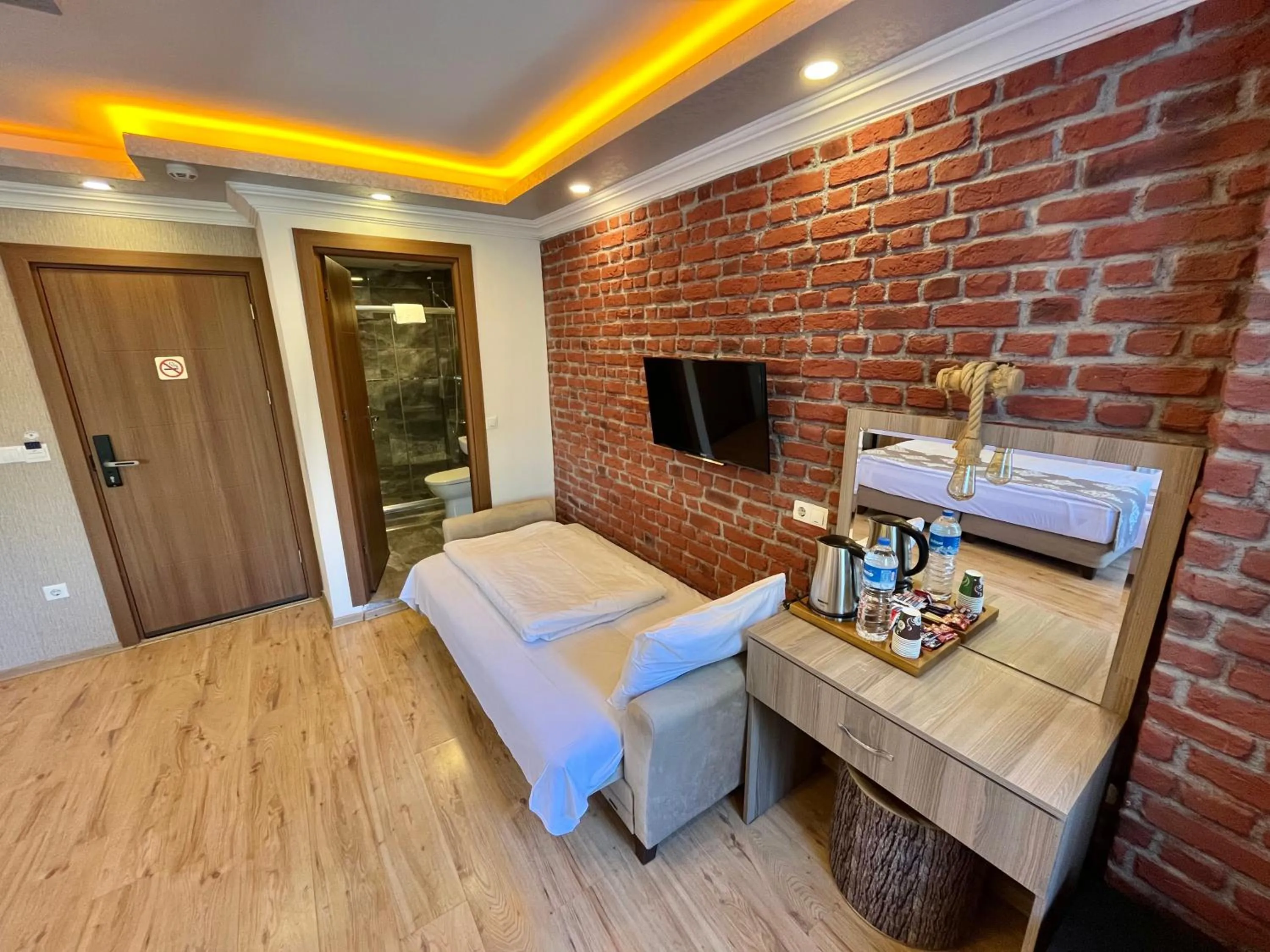 TV and multimedia in Meydan Suites