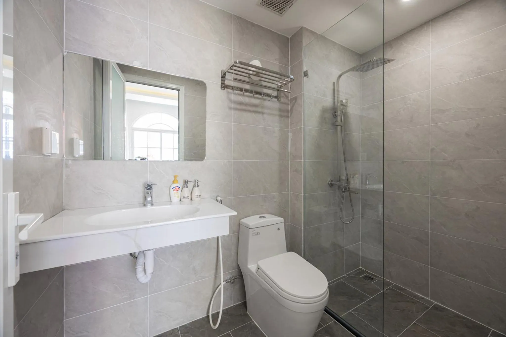 Shower in Tiamo Hotel