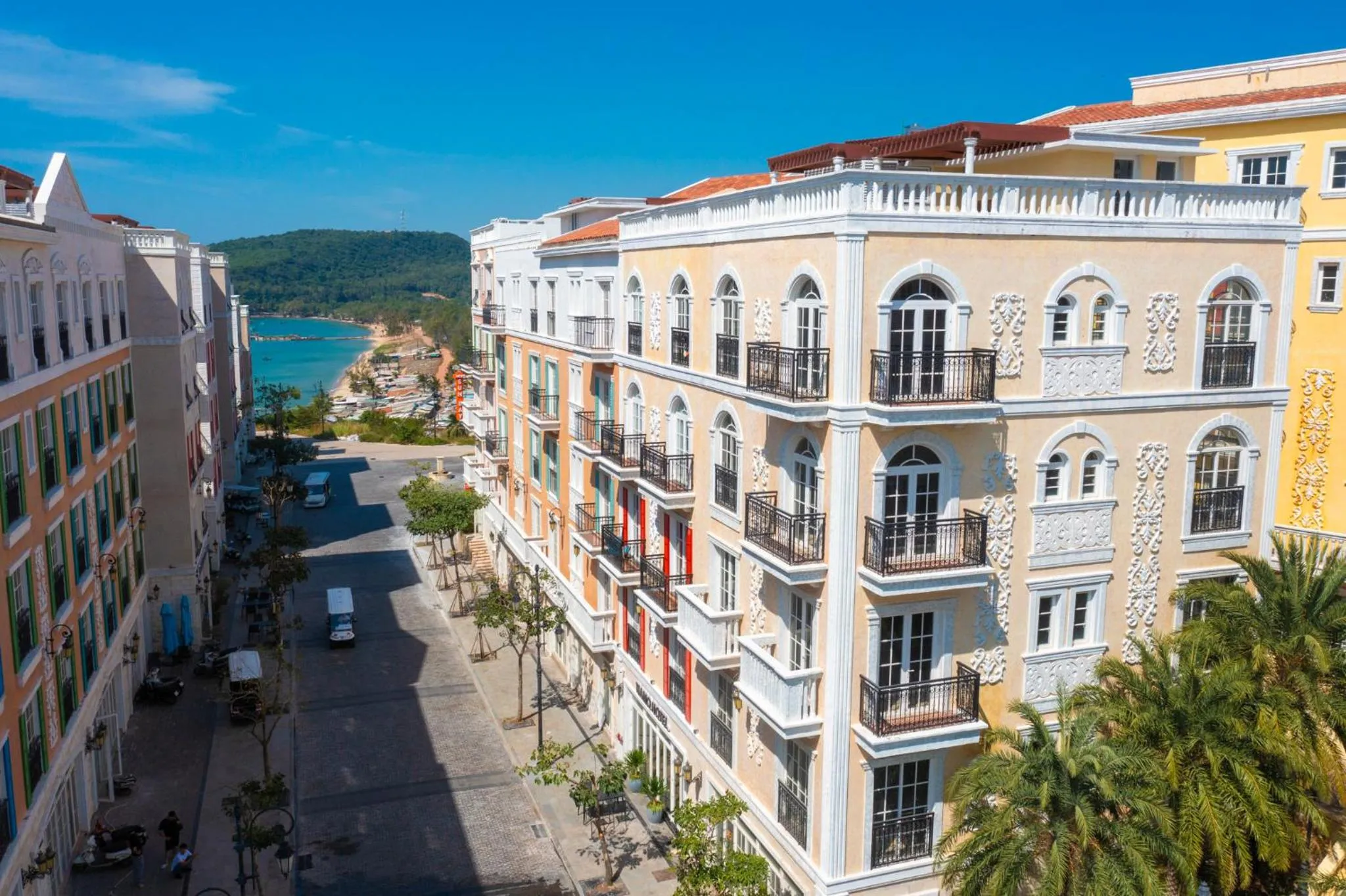 Neighbourhood in Tiamo Hotel