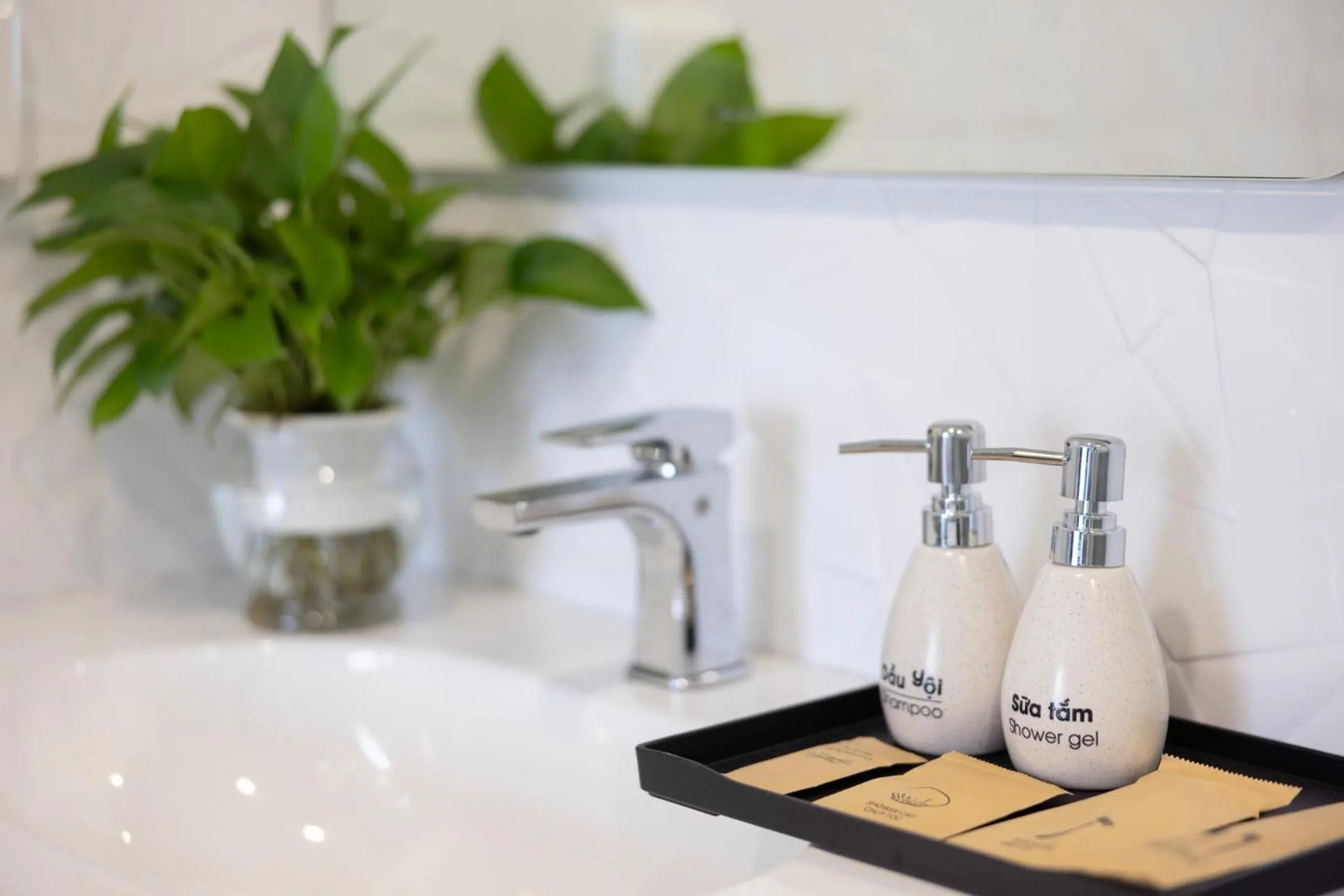 Shower in Tiamo Hotel