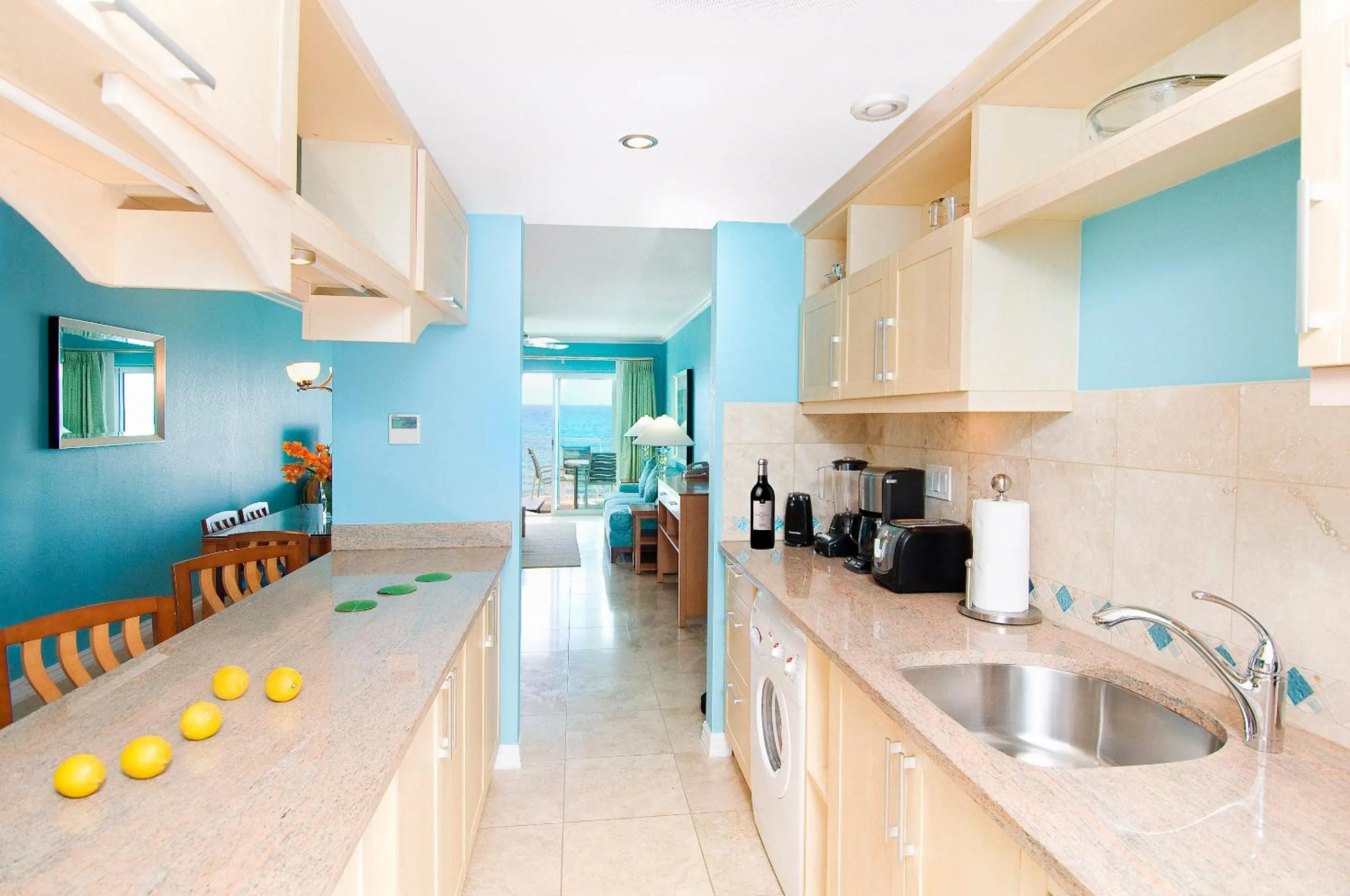Kitchen or kitchenette in Oyster Bay Beach Resort