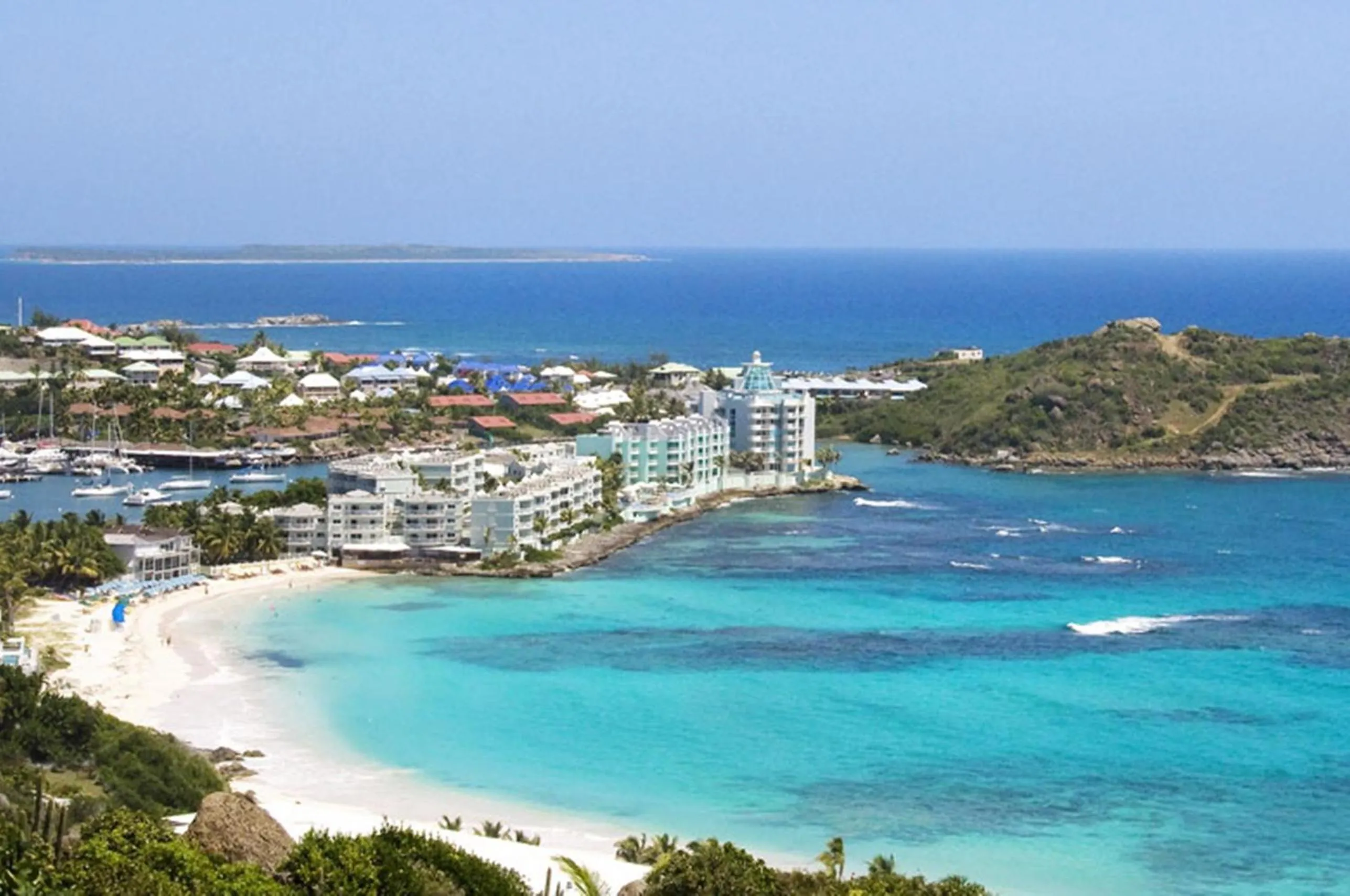 Property building in Oyster Bay Beach Resort