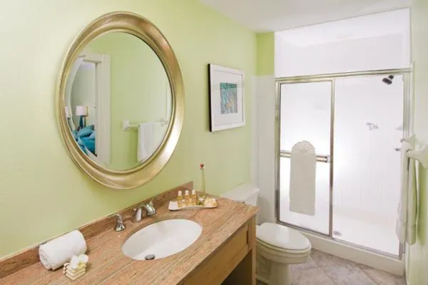 Bathroom in Oyster Bay Beach Resort