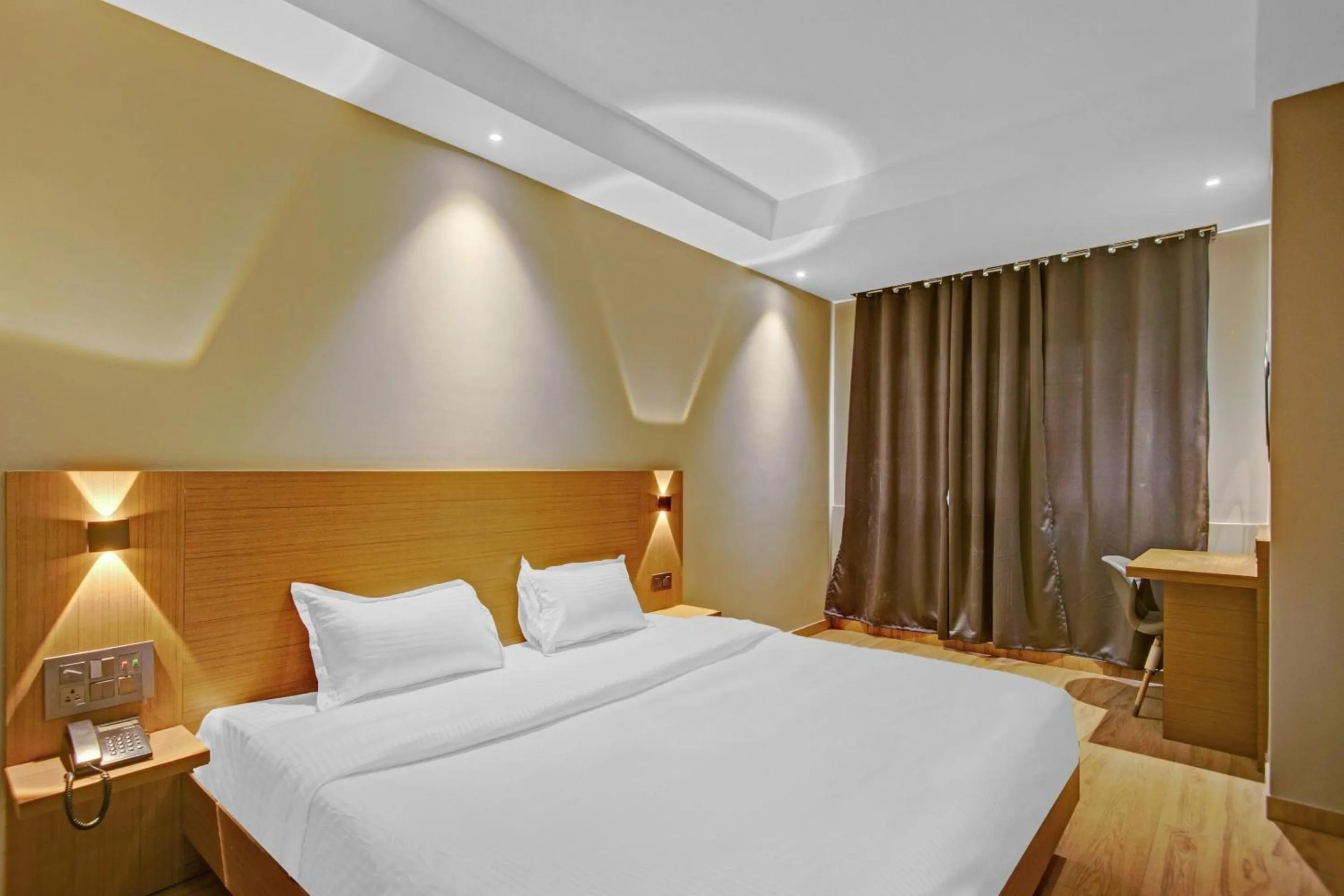 Bedroom, Bed in Capital O Penthouse