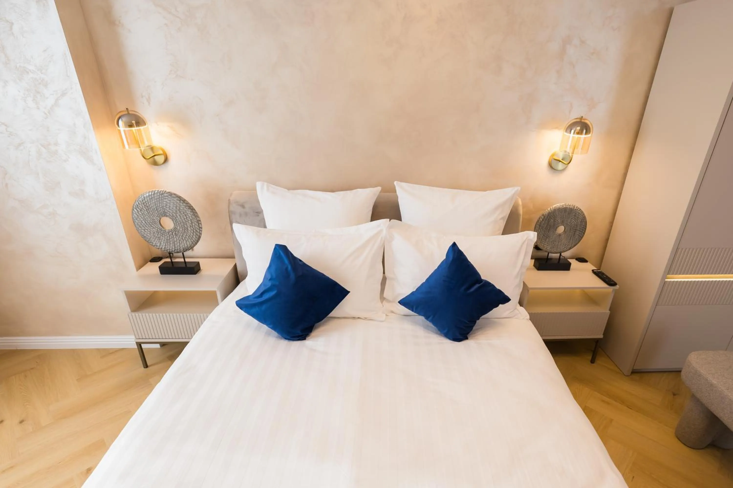 Bed in Le Blanc Cotroceni Hotel