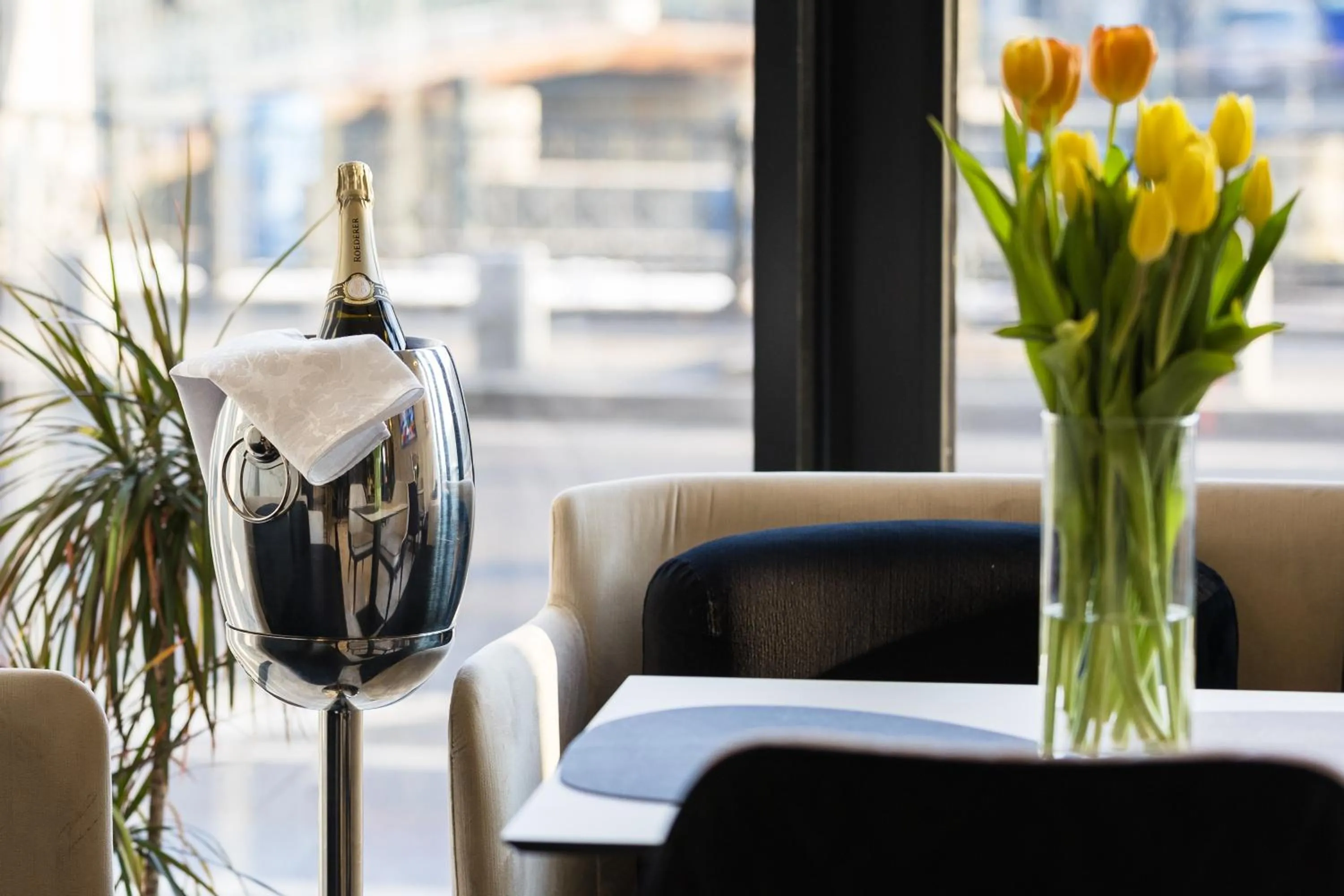 Lounge or bar in Le Blanc Cotroceni Hotel