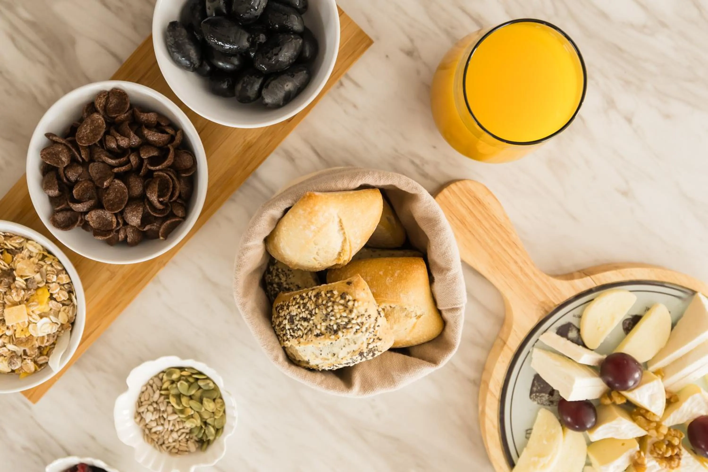 Food and drinks in Le Blanc Cotroceni Hotel