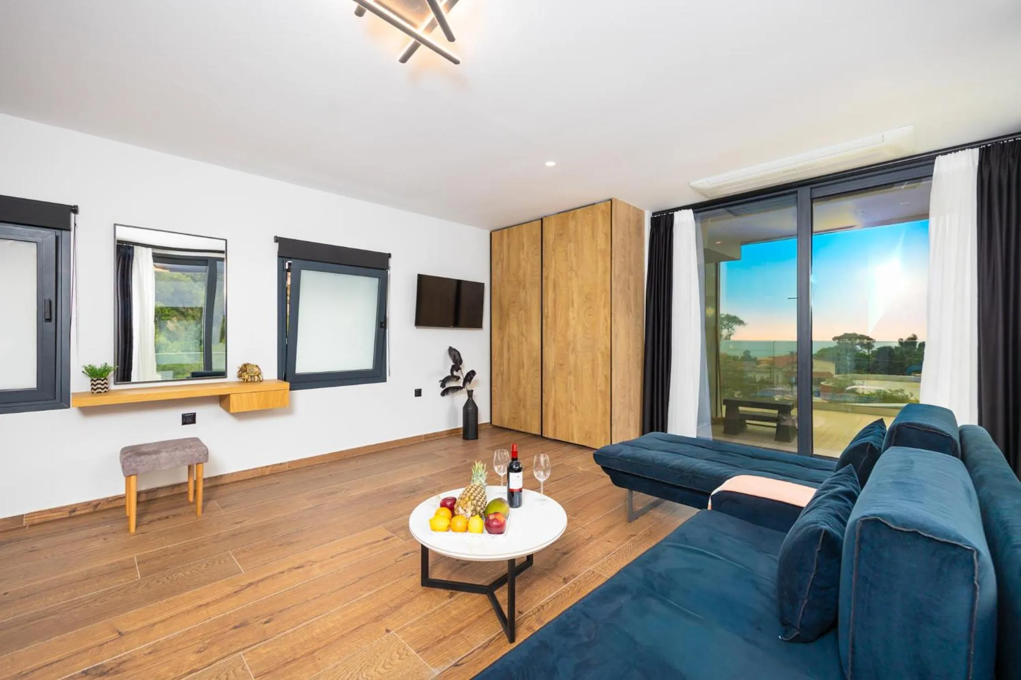 TV and multimedia in Nobile Boutique Hotel