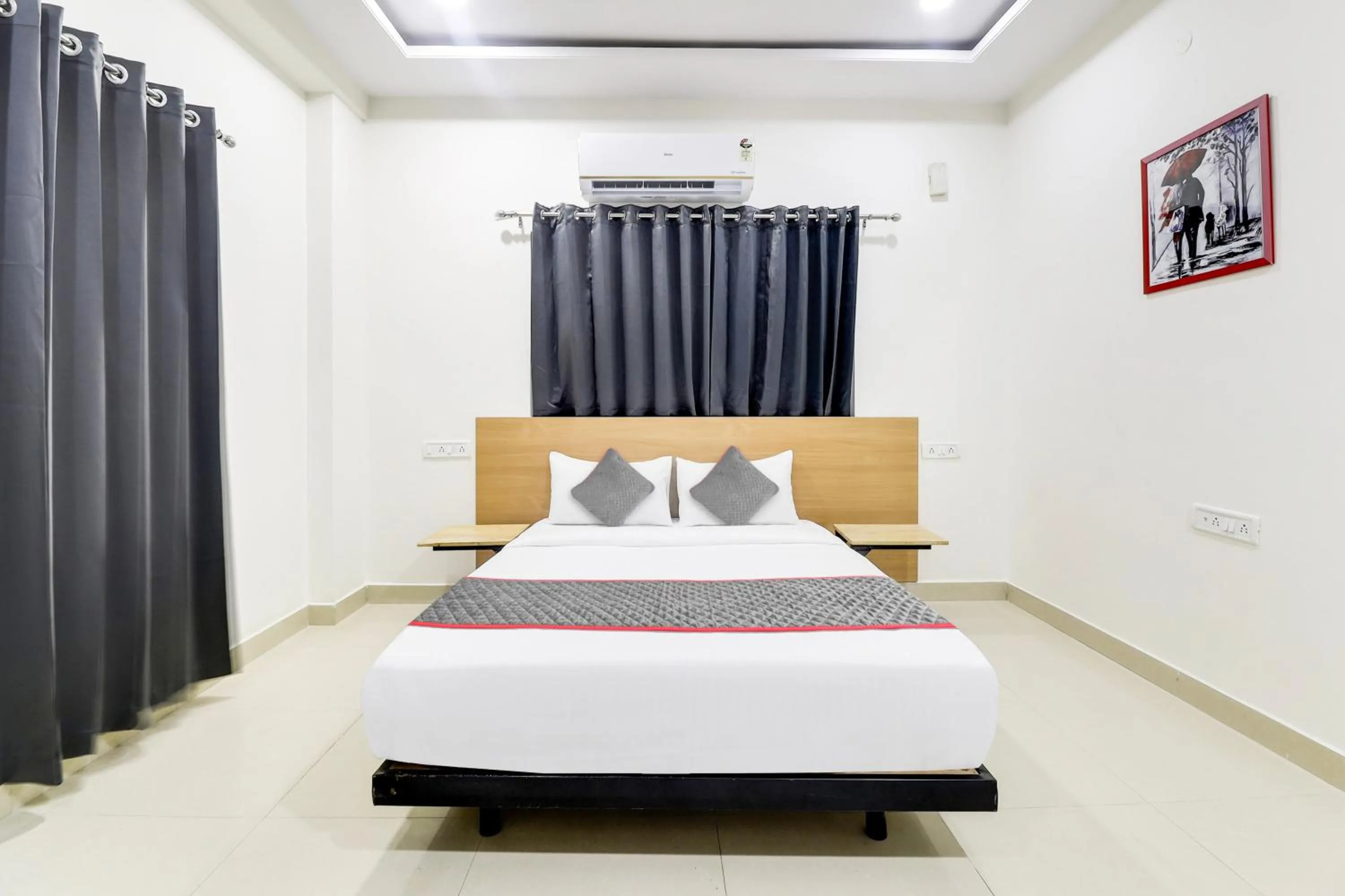 Bedroom, Bed in Super Townhouse De Alphabet Kukatpally Near Nexus Mall