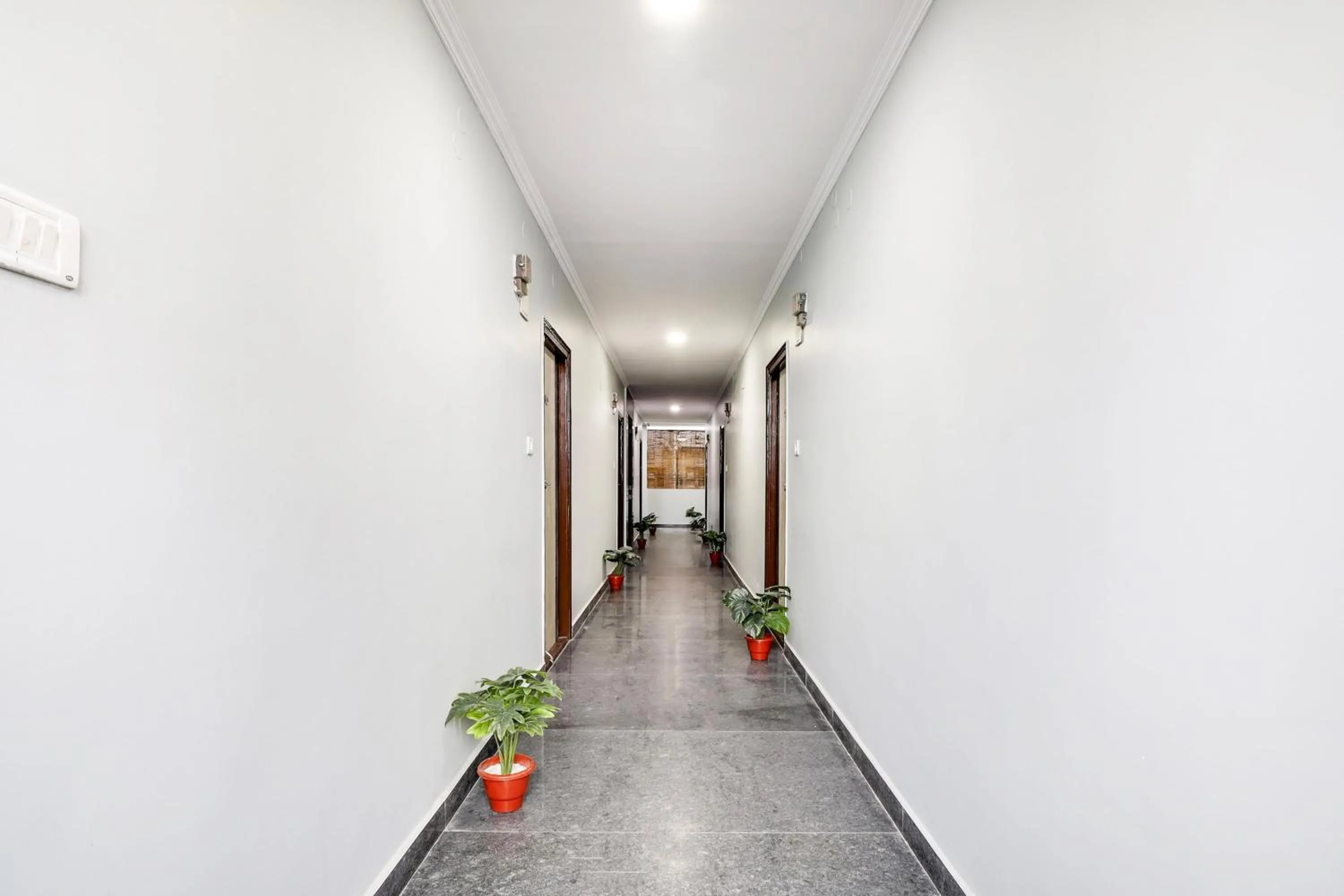Lobby or reception in Super Townhouse De Alphabet Kukatpally Near Nexus Mall