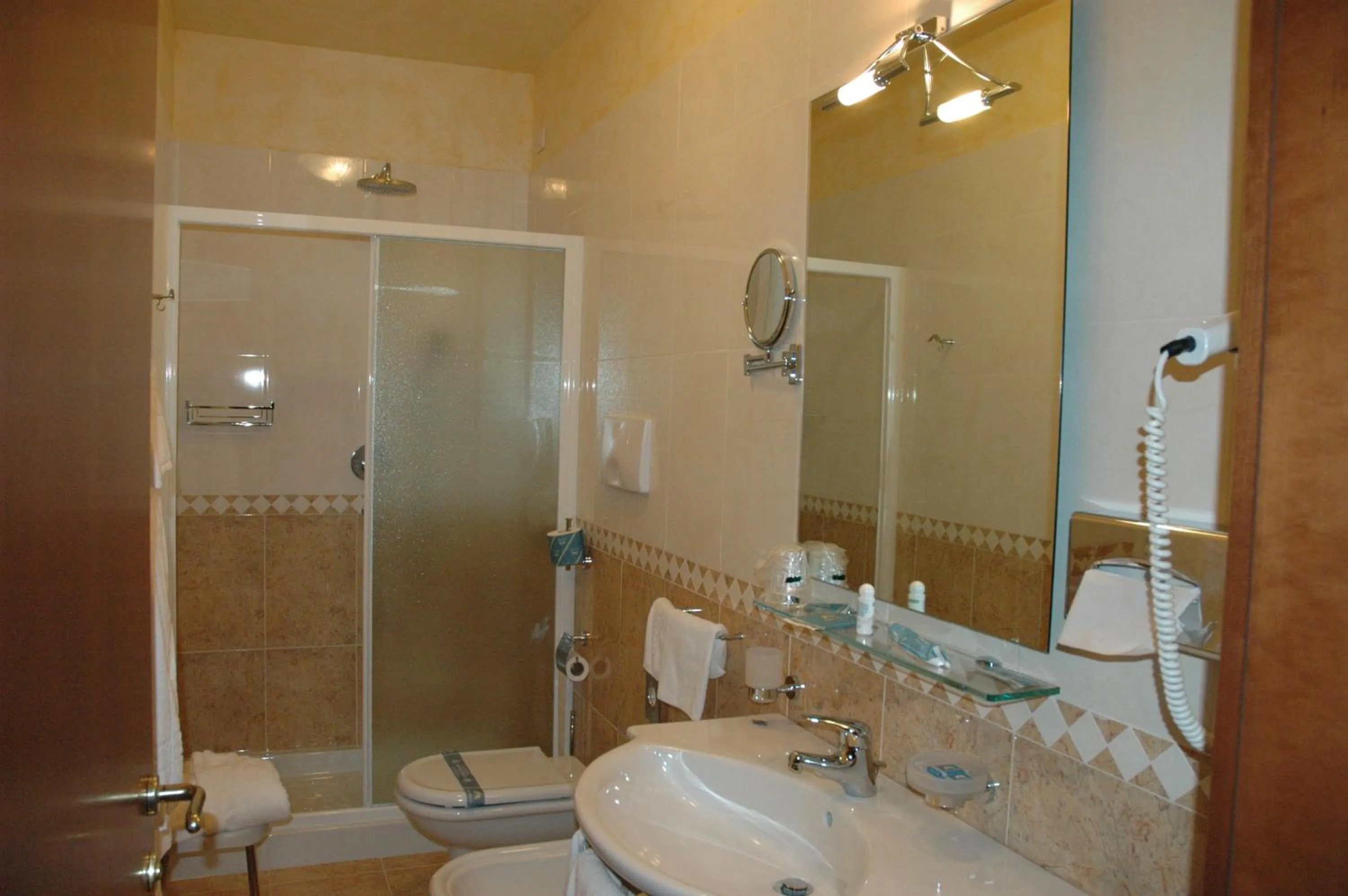 Bathroom in Hotel Ristorante Dotto