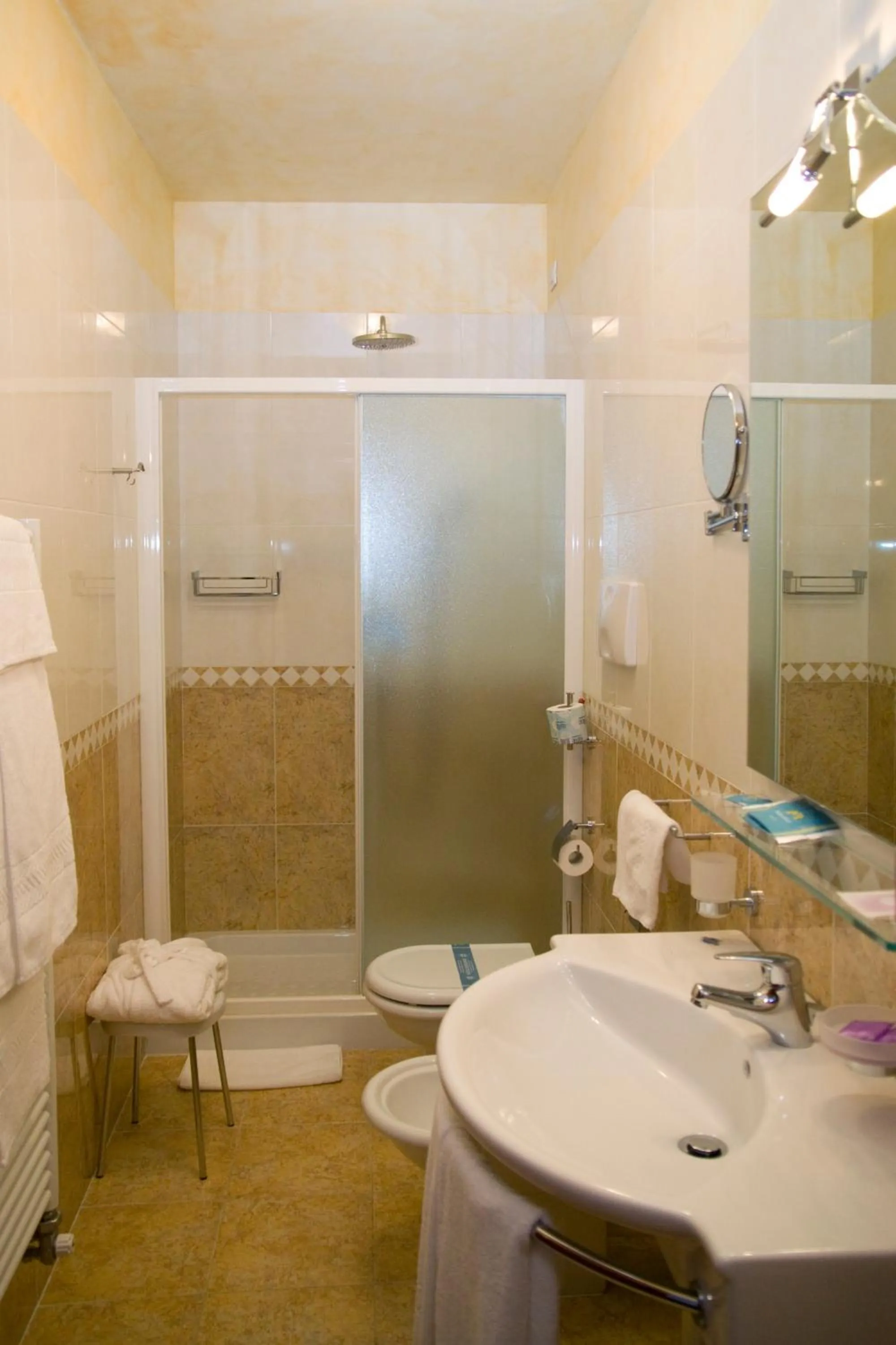 Bathroom in Hotel Ristorante Dotto
