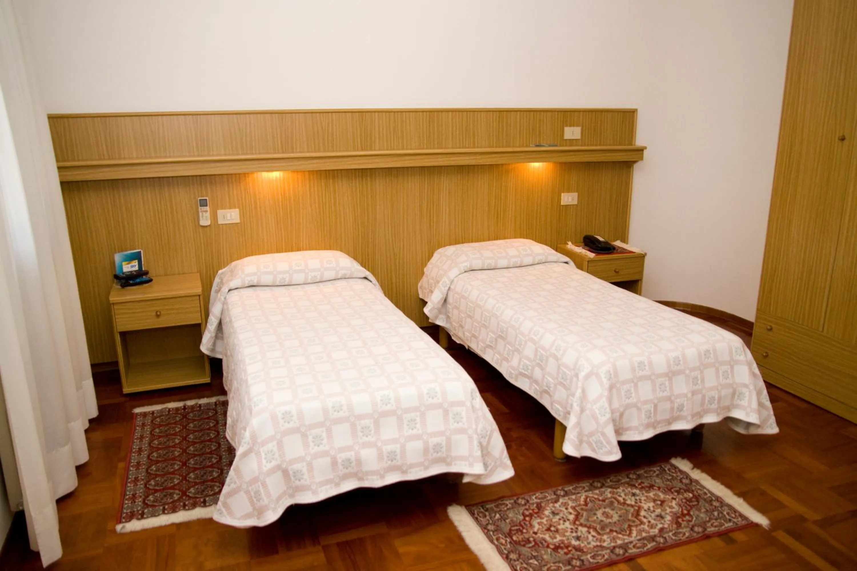 Photo of the whole room, Bed in Hotel Ristorante Dotto