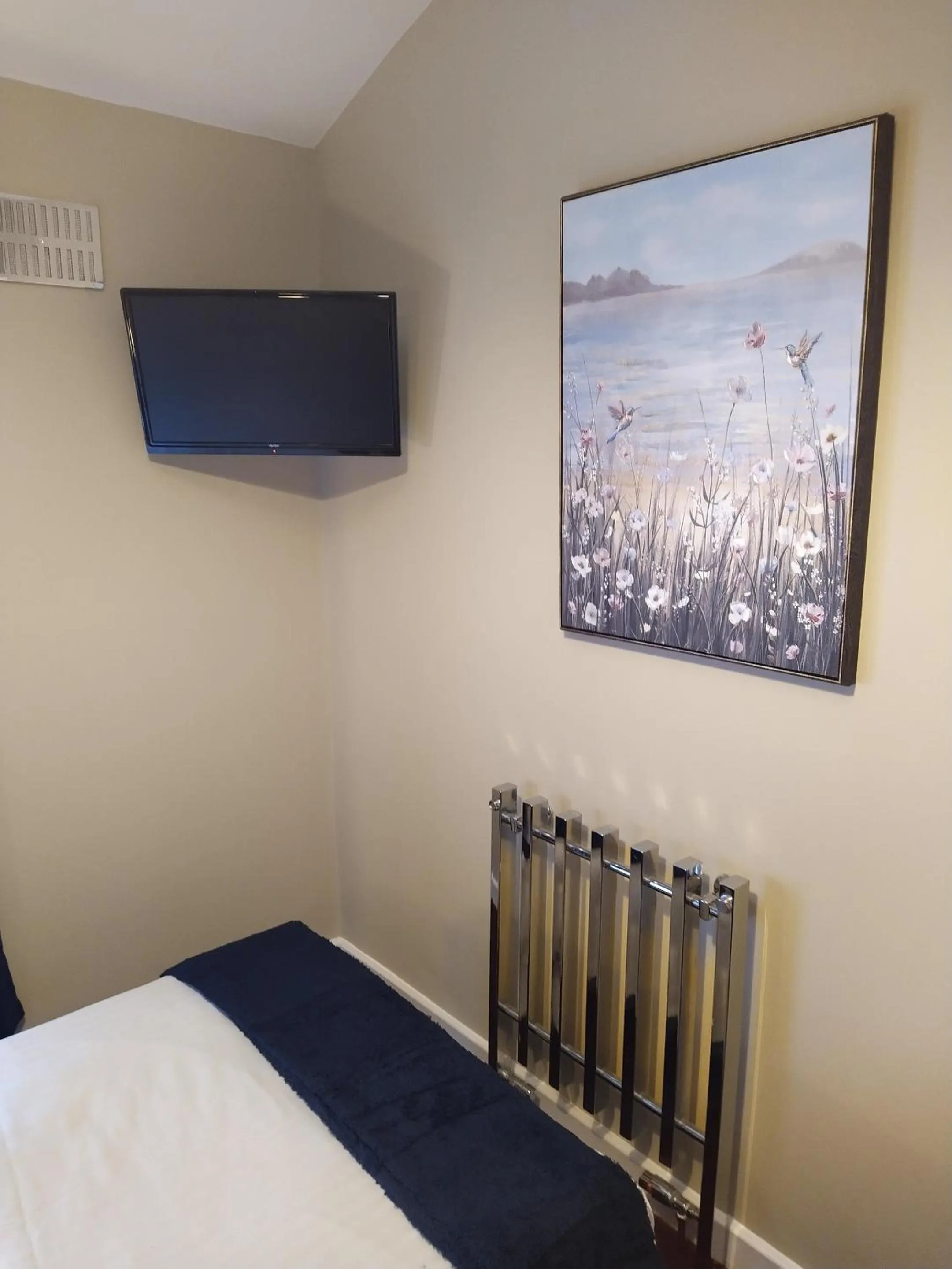 Bedroom, Bed in The Norwood Hotel