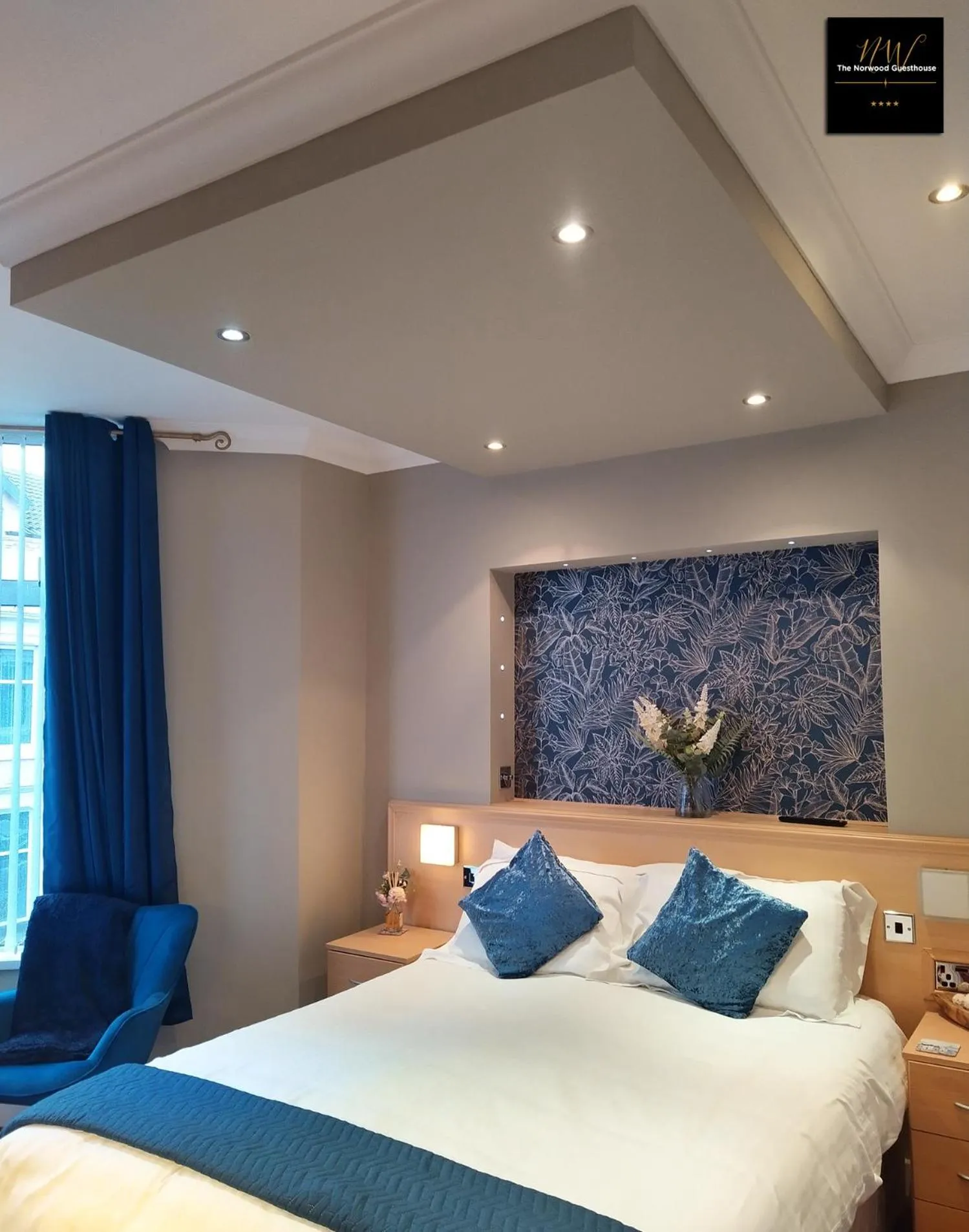 Bedroom, Bed in The Norwood Hotel