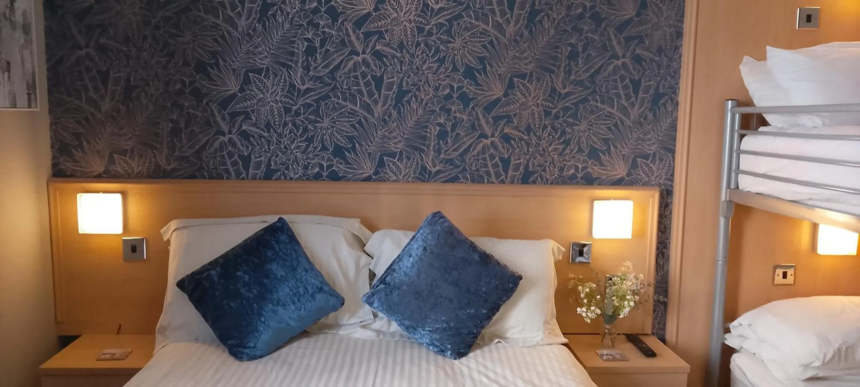 Bedroom, Bed in The Norwood Hotel