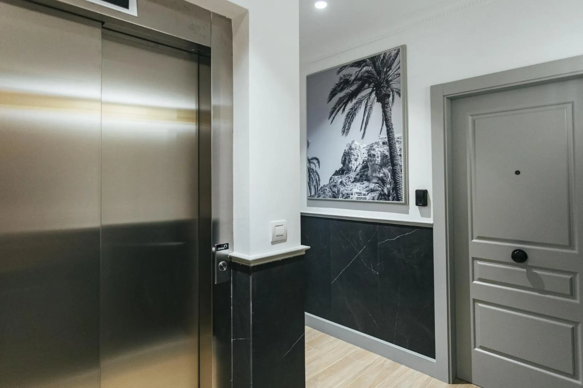 Property building in The Lucky Flats - Poeta Quintana