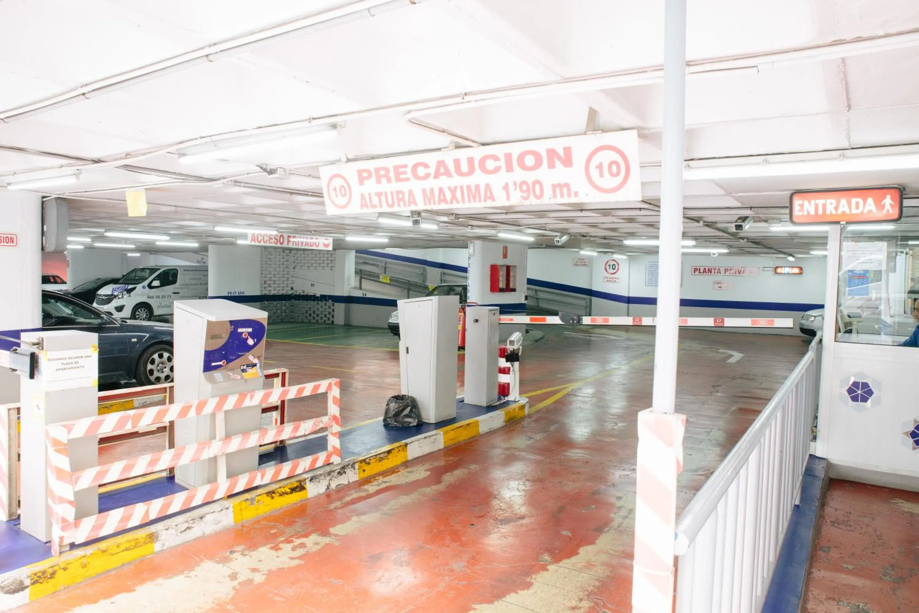 Other in The Lucky Flats - Poeta Quintana