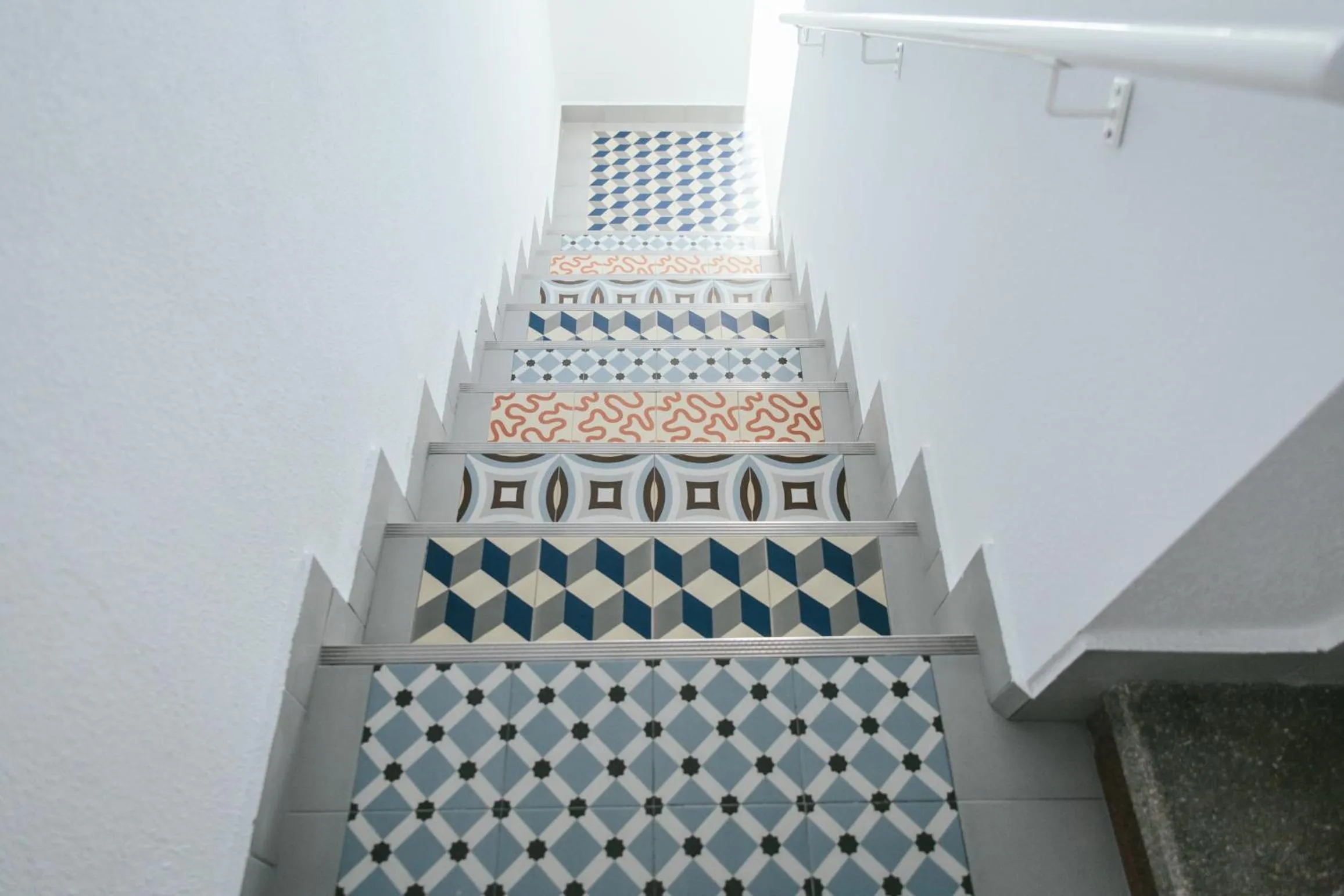 Decorative detail in The Lucky Flats - Poeta Quintana