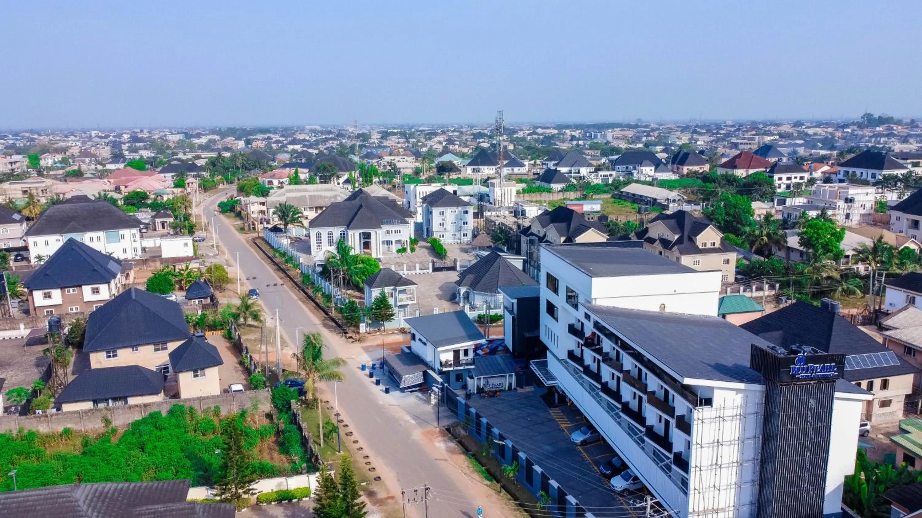 Property building in Blu Pearl Hotel & Residence