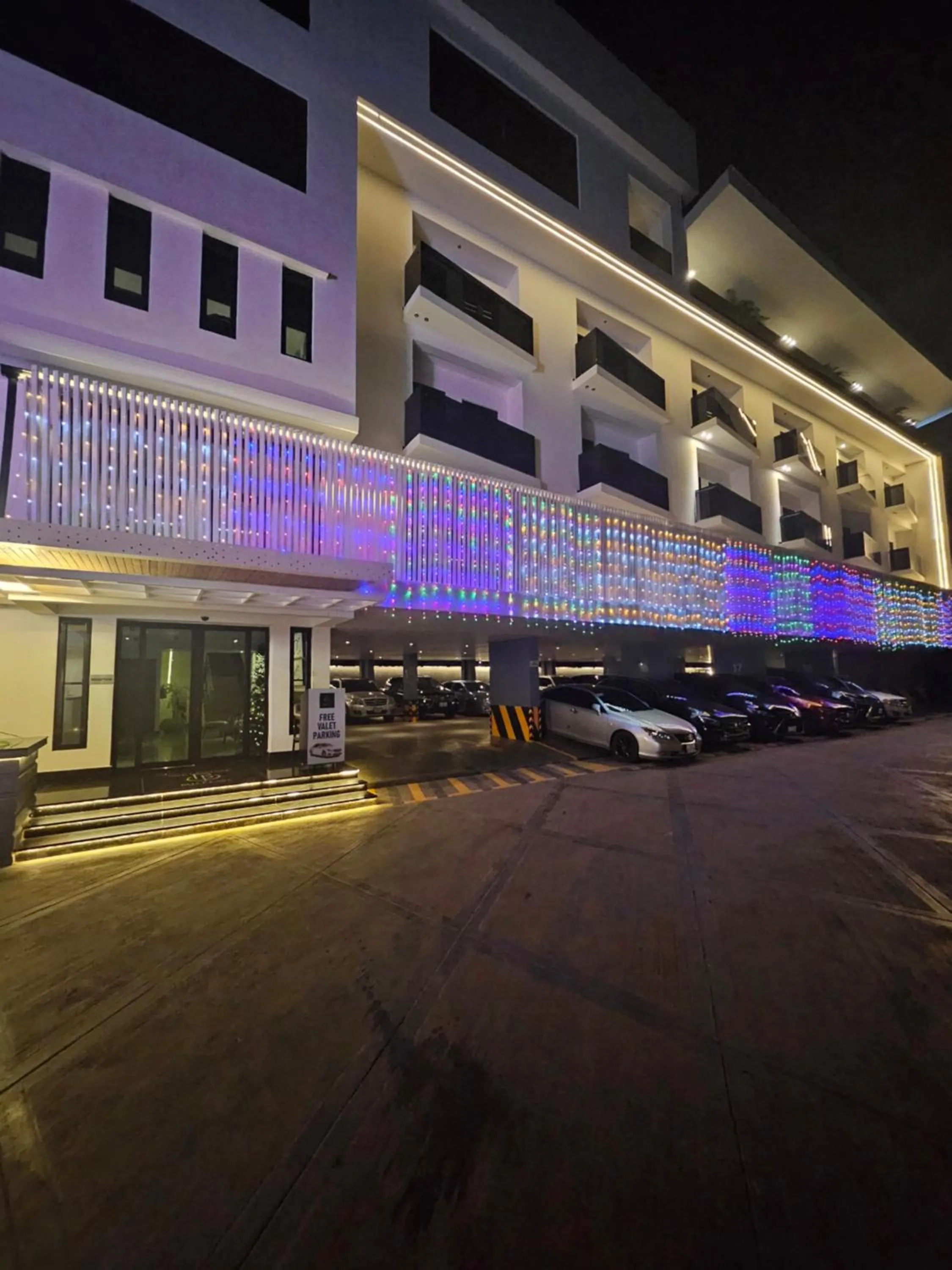 Property building in Blu Pearl Hotel & Residence