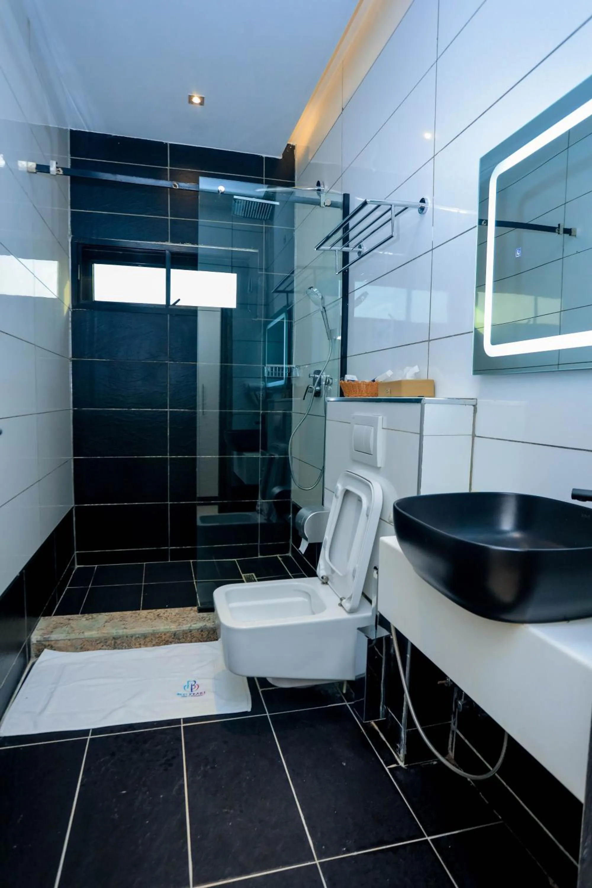 Bathroom in Blu Pearl Hotel & Residence