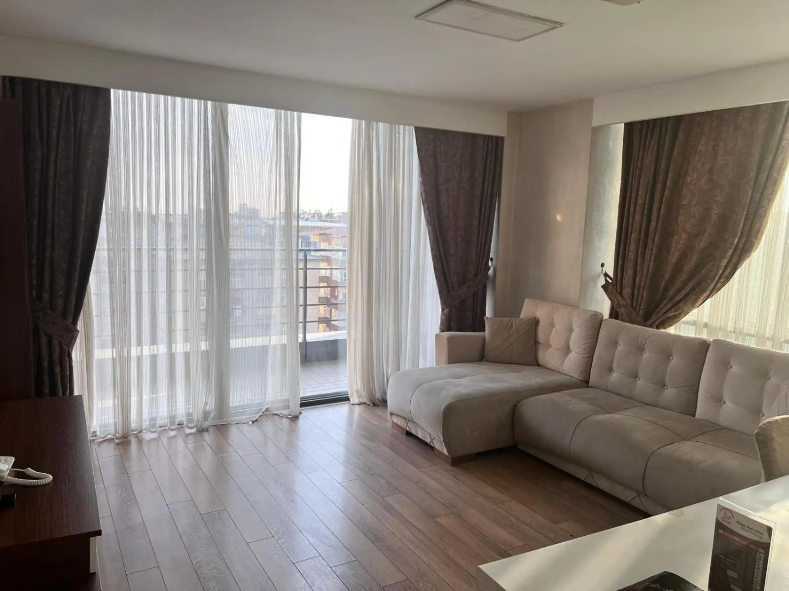 Living room in Liv Suit Hotel