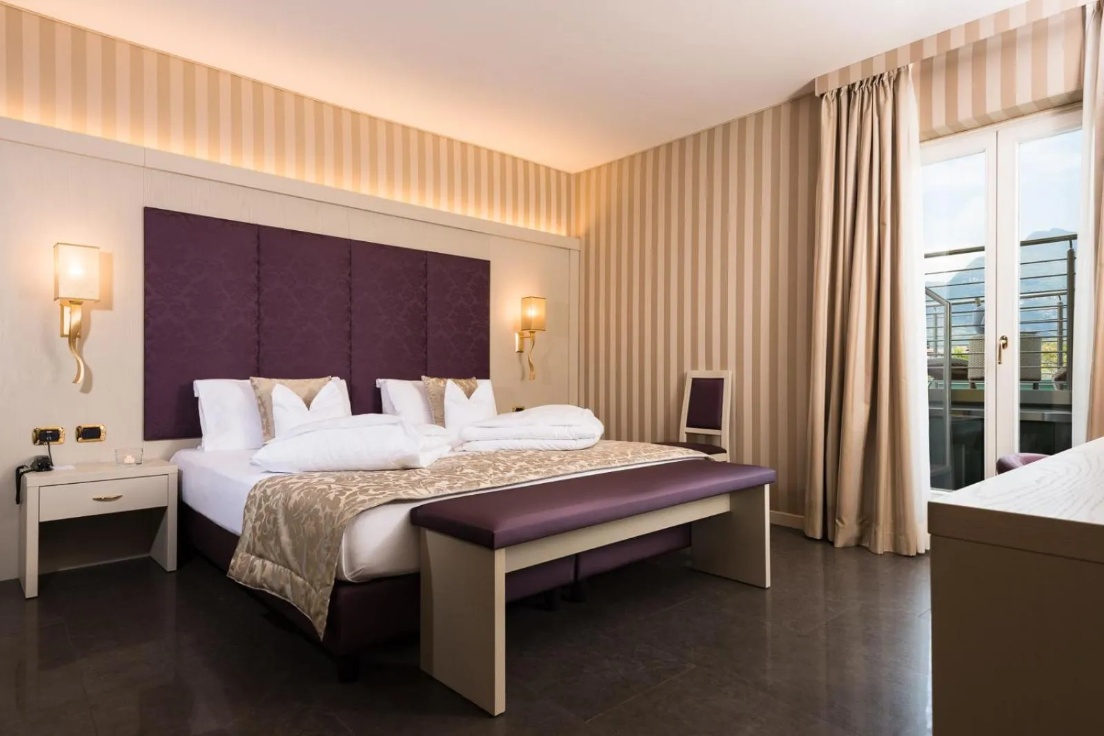 Bedroom, Bed in Villa Nicolli Romantic Spa Resort - Adults Only