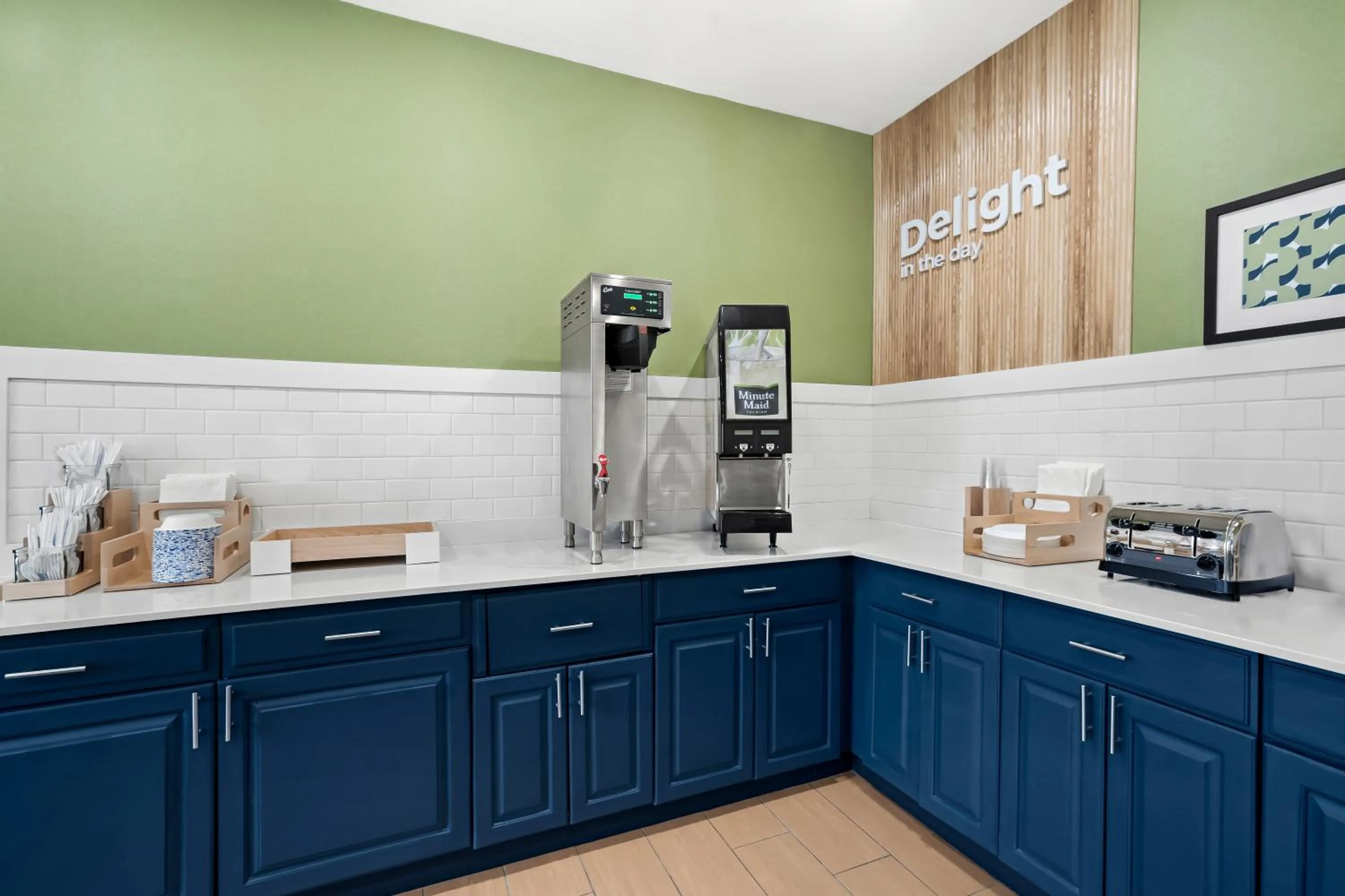 Breakfast in Spark By Hilton Moline Quad Cities