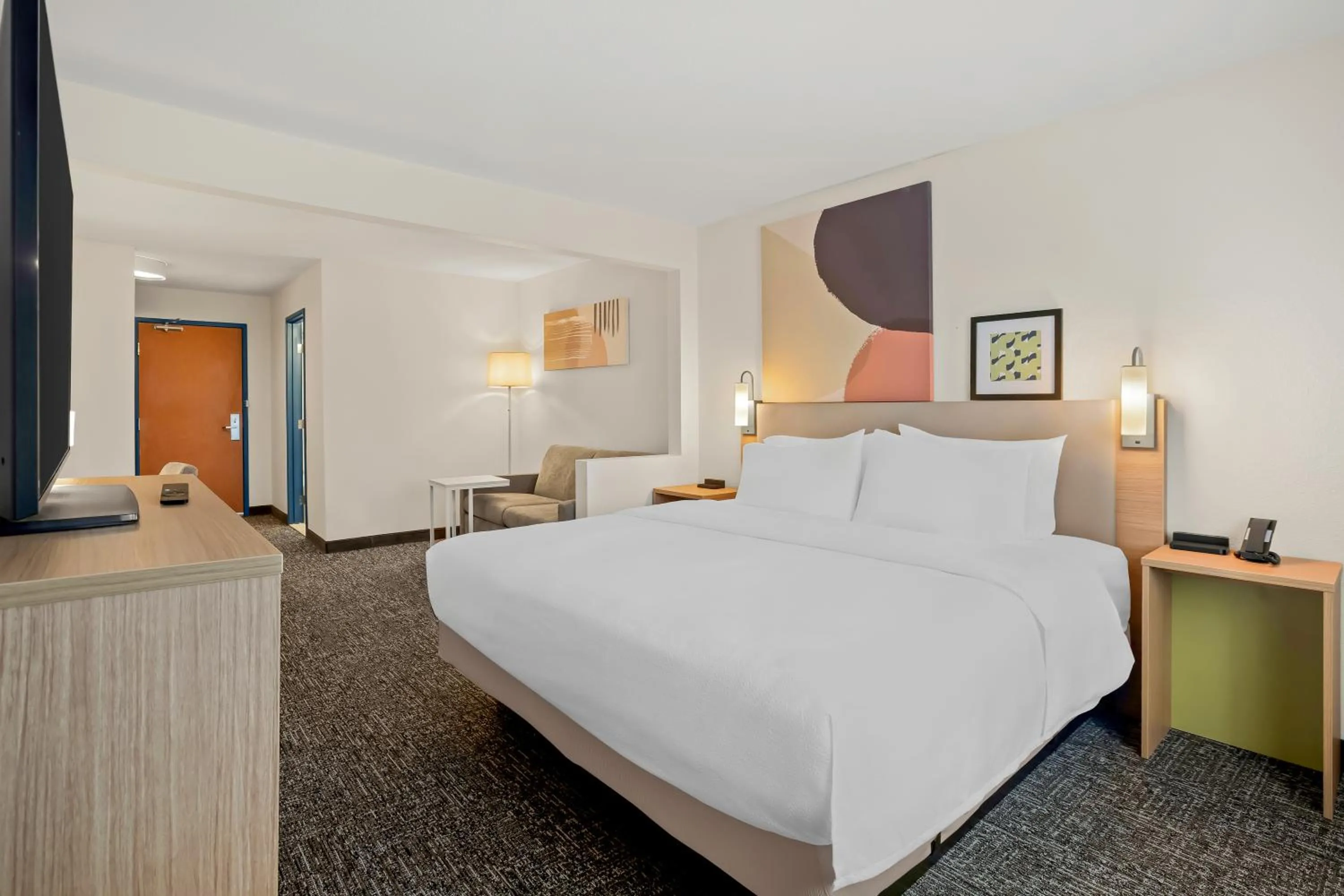 Bed in Spark By Hilton Moline Quad Cities