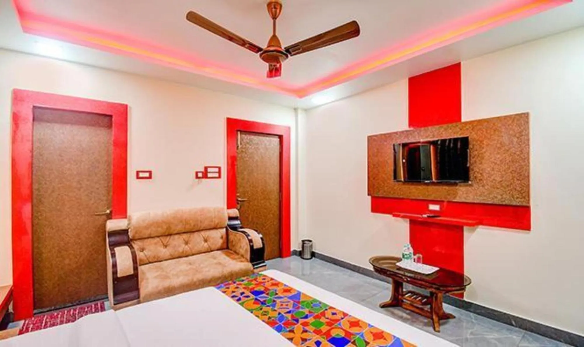 Bed in FabHotel The Crown Comforts