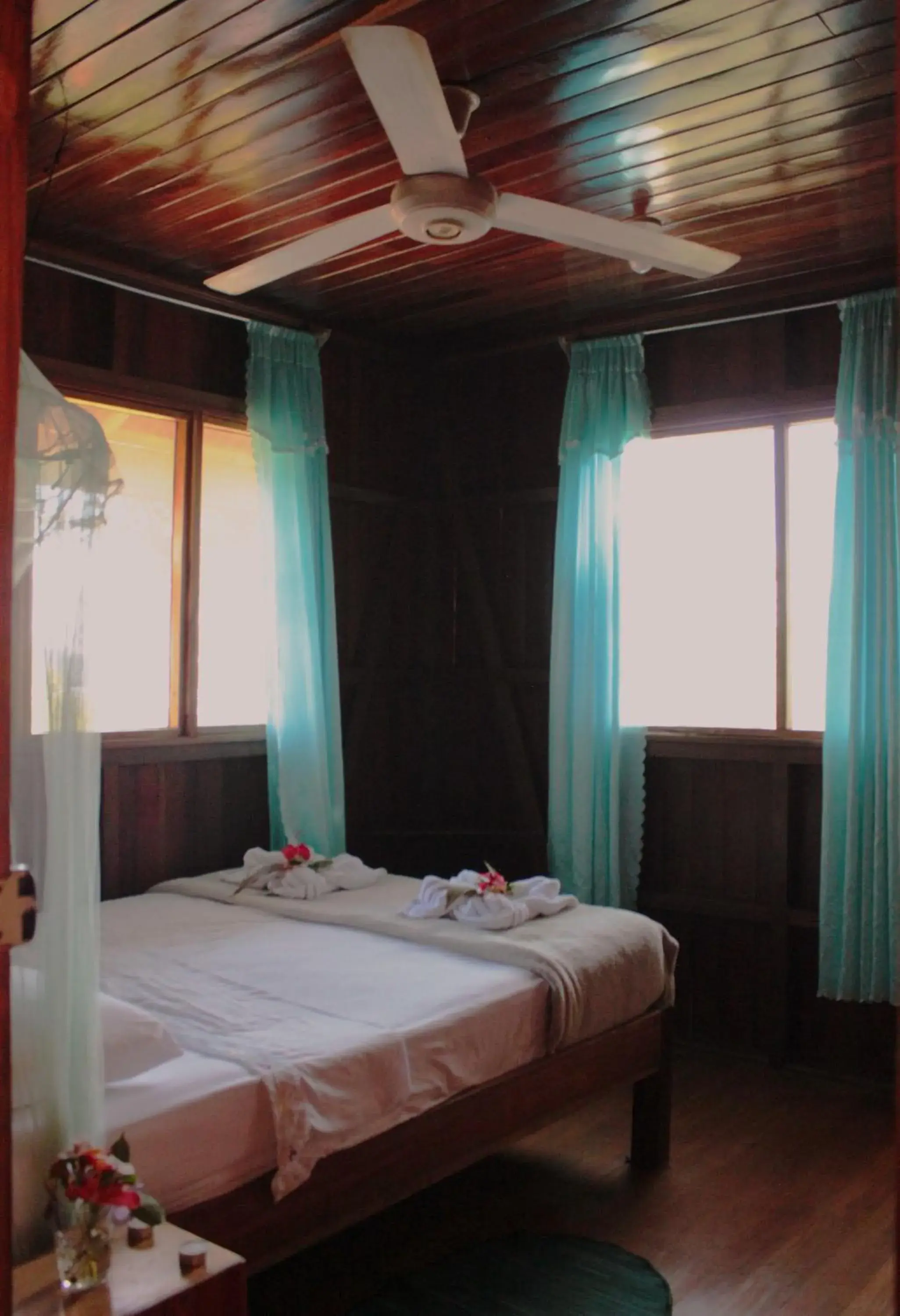 Budget Double Room - single occupancy in Casa Horizontes Corcovado Budget Double Room - single occupancy in Casa Horizontes Corcovado