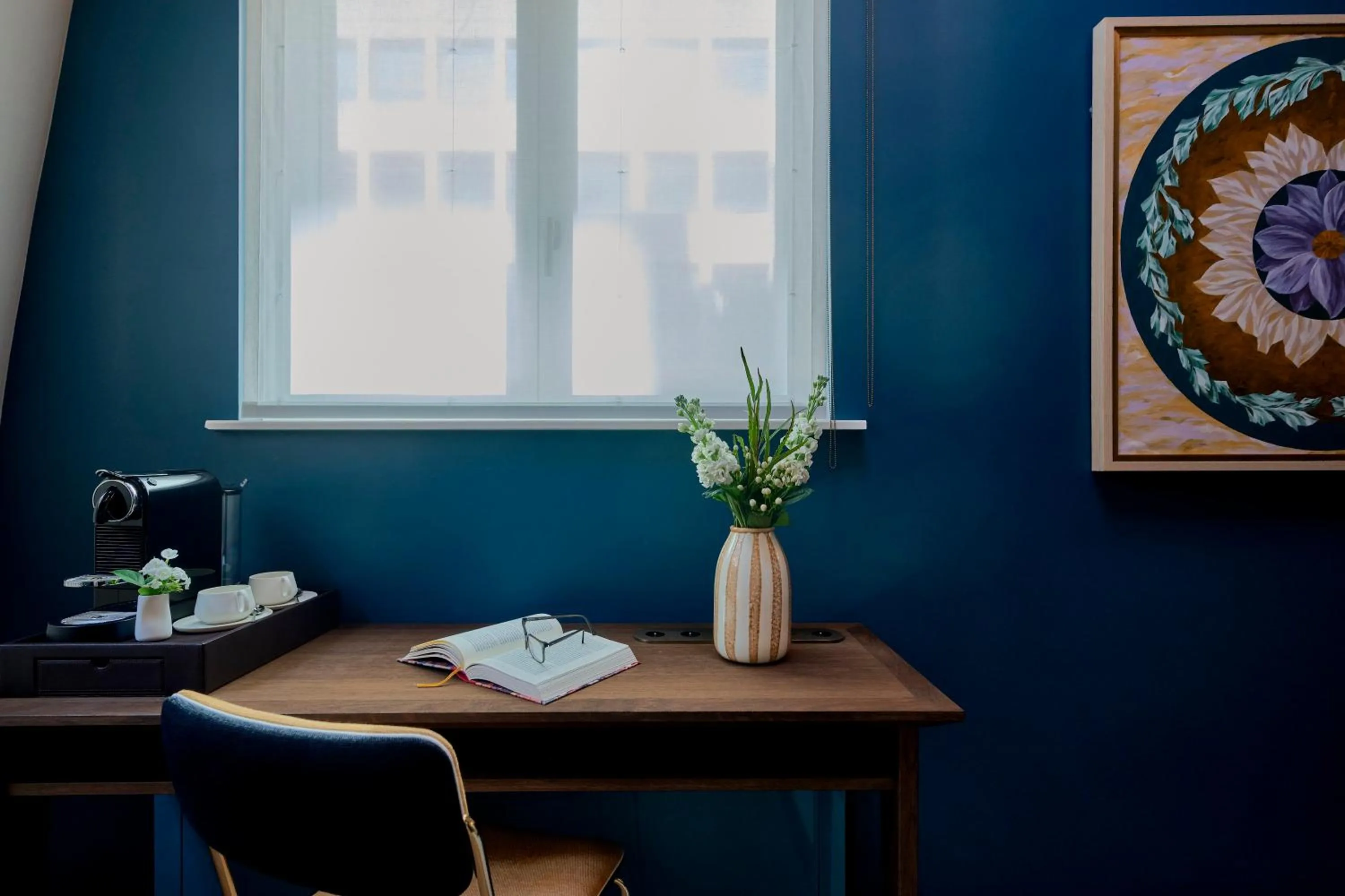 Seating area in Faubourg 21 - The Leading Hotels of the World