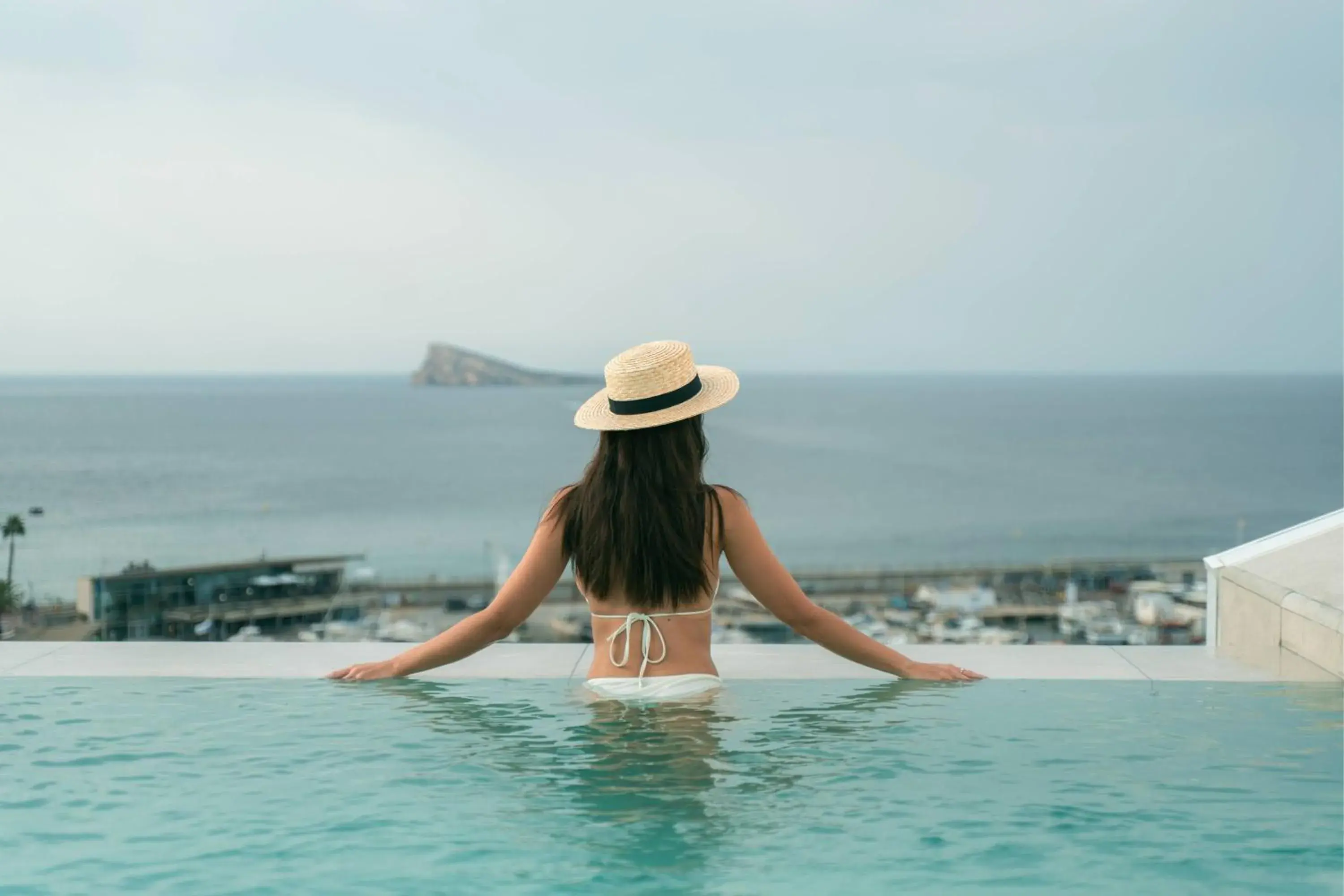 Swimming pool in Hotel Villa España Swimming pool in Hotel Villa España
