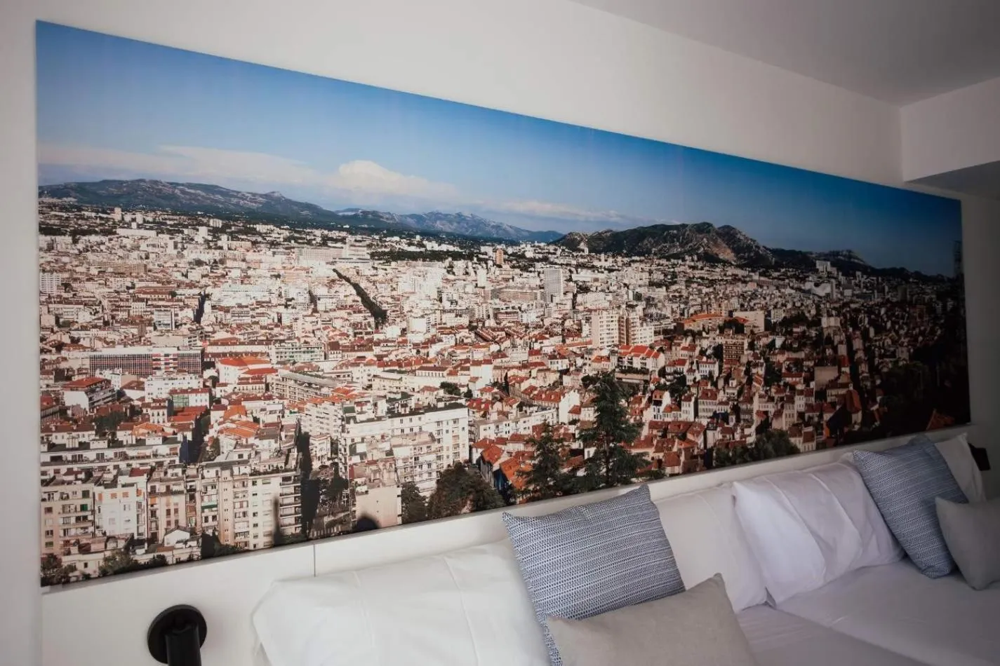 Bed in Hotel Villa España