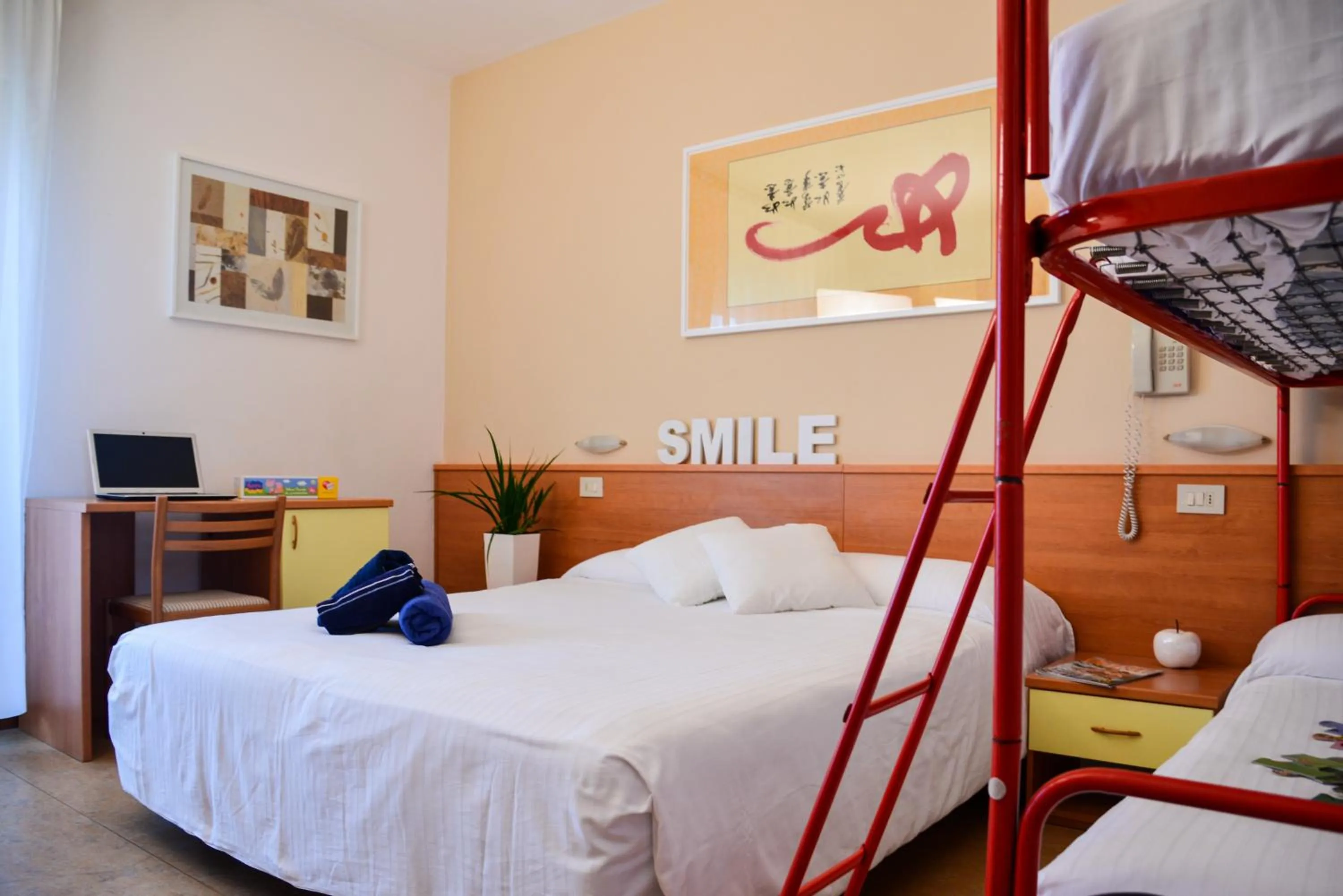 Bed in Hotel Domingo