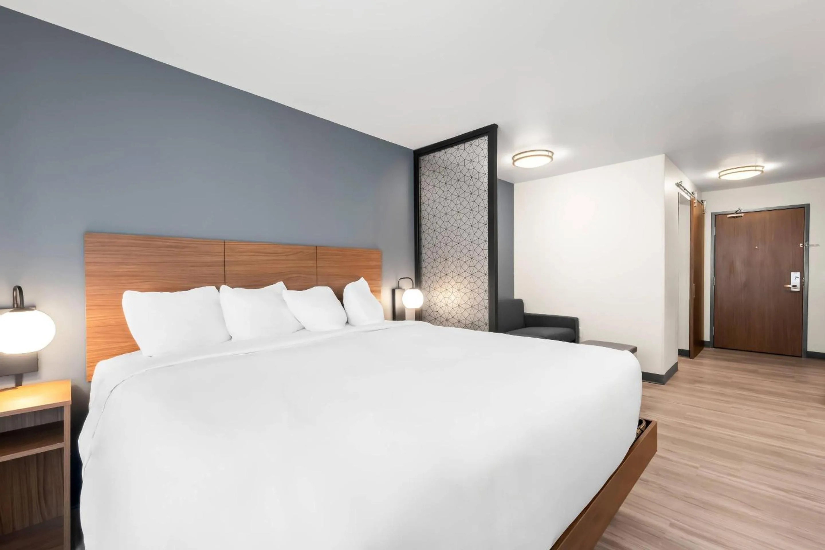 Bedroom, Bed in Everhome Suites Amarillo West - Medical Center
