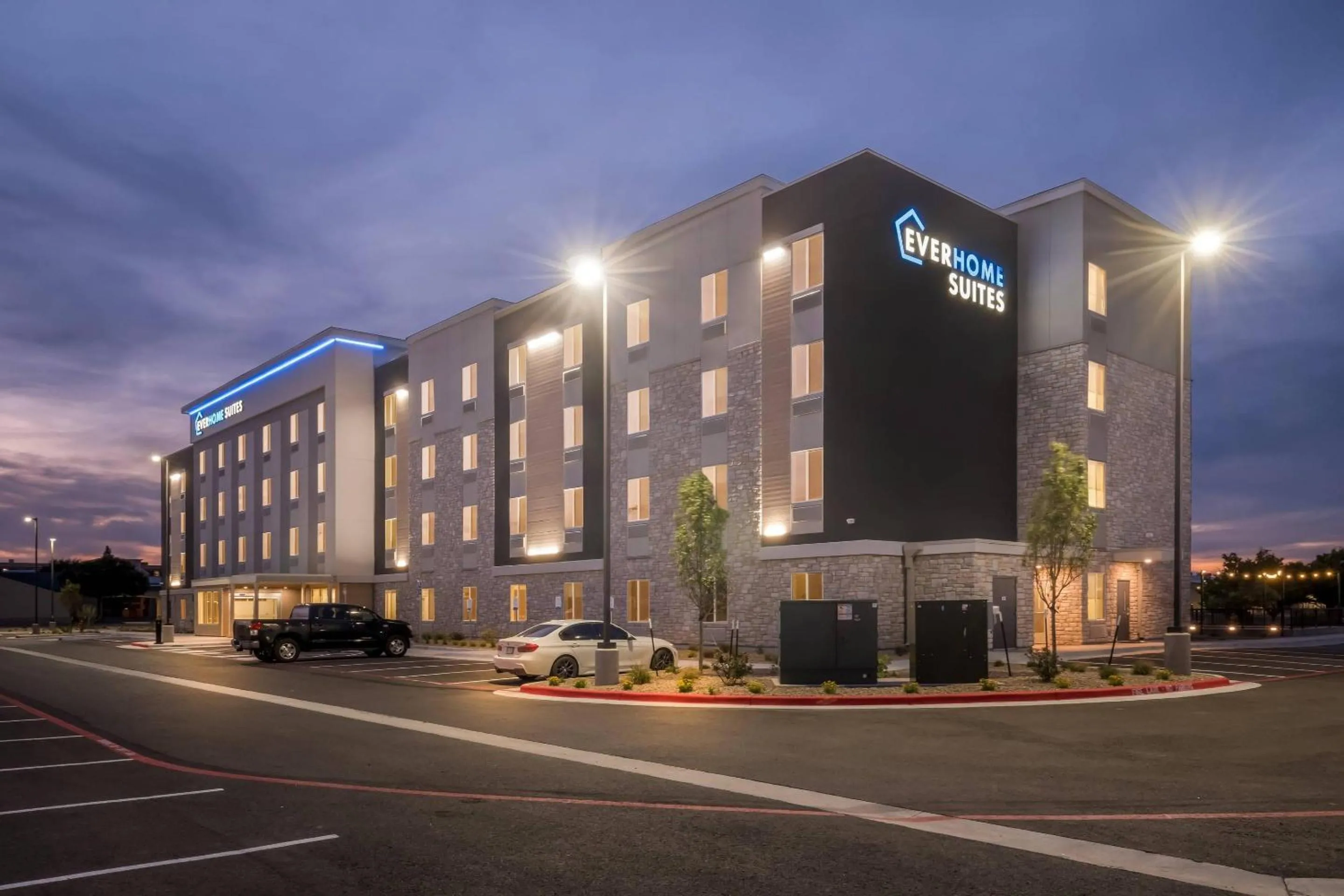Property building in Everhome Suites Amarillo West - Medical Center