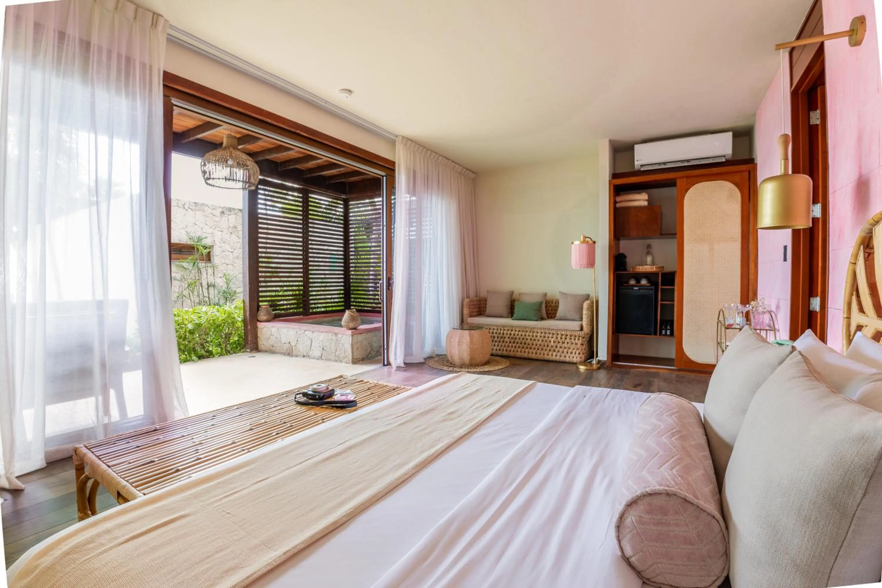 Bed in Mi Amor Tulum, a Small Luxury Hotel